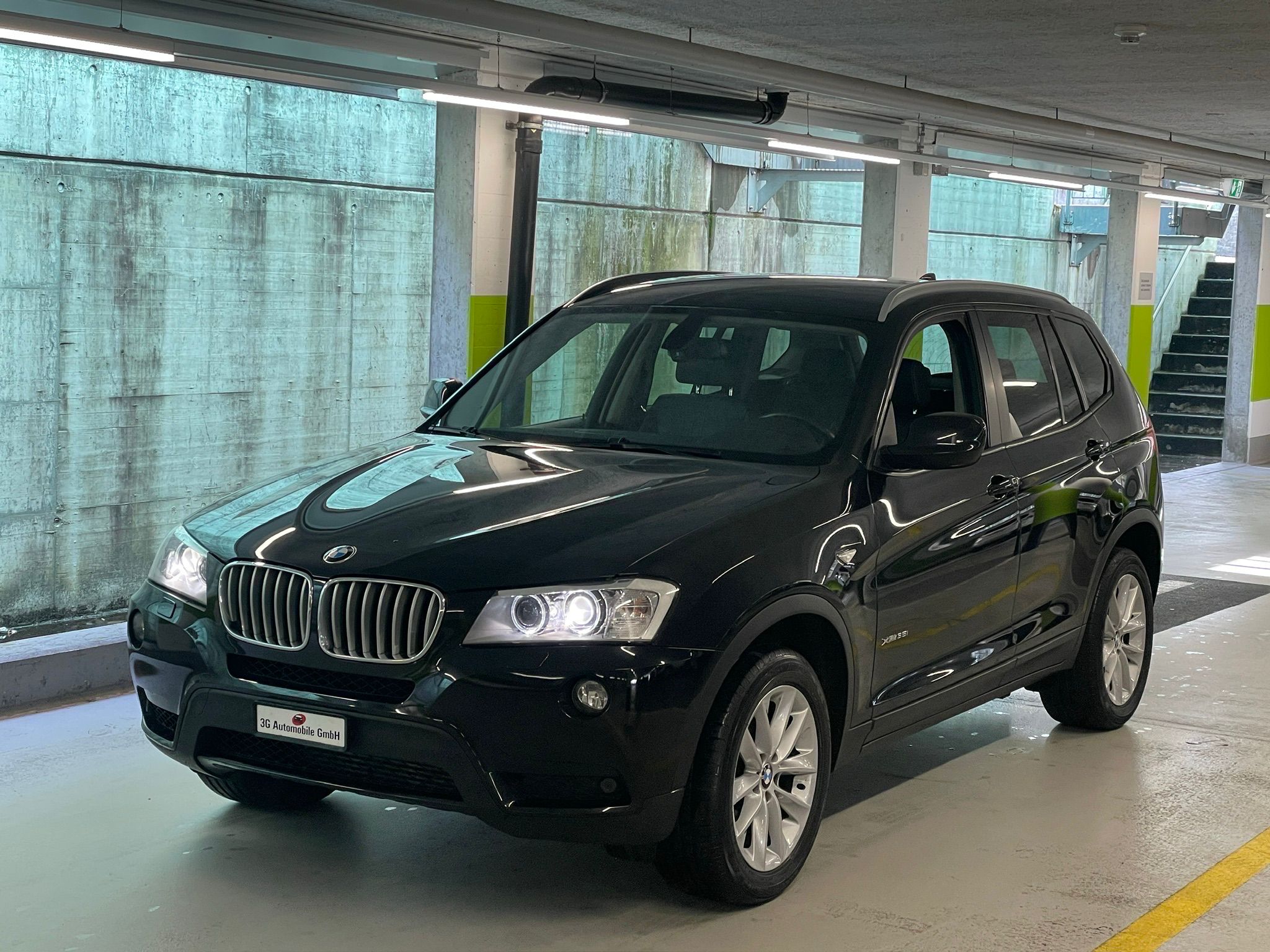 Car photo