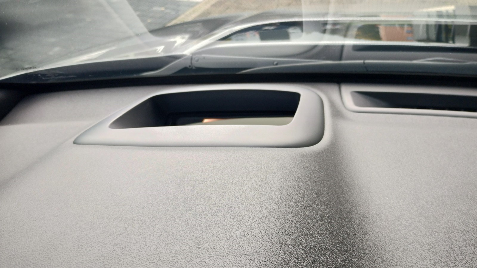 LAND ROVER Discovery Sport 2.0 SD4 SE AT9-image-8