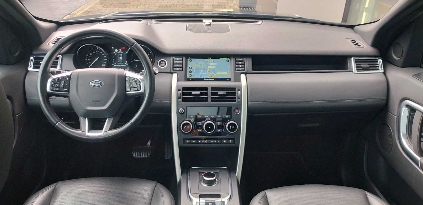 LAND ROVER Discovery Sport 2.0 SD4 SE AT9-image-4