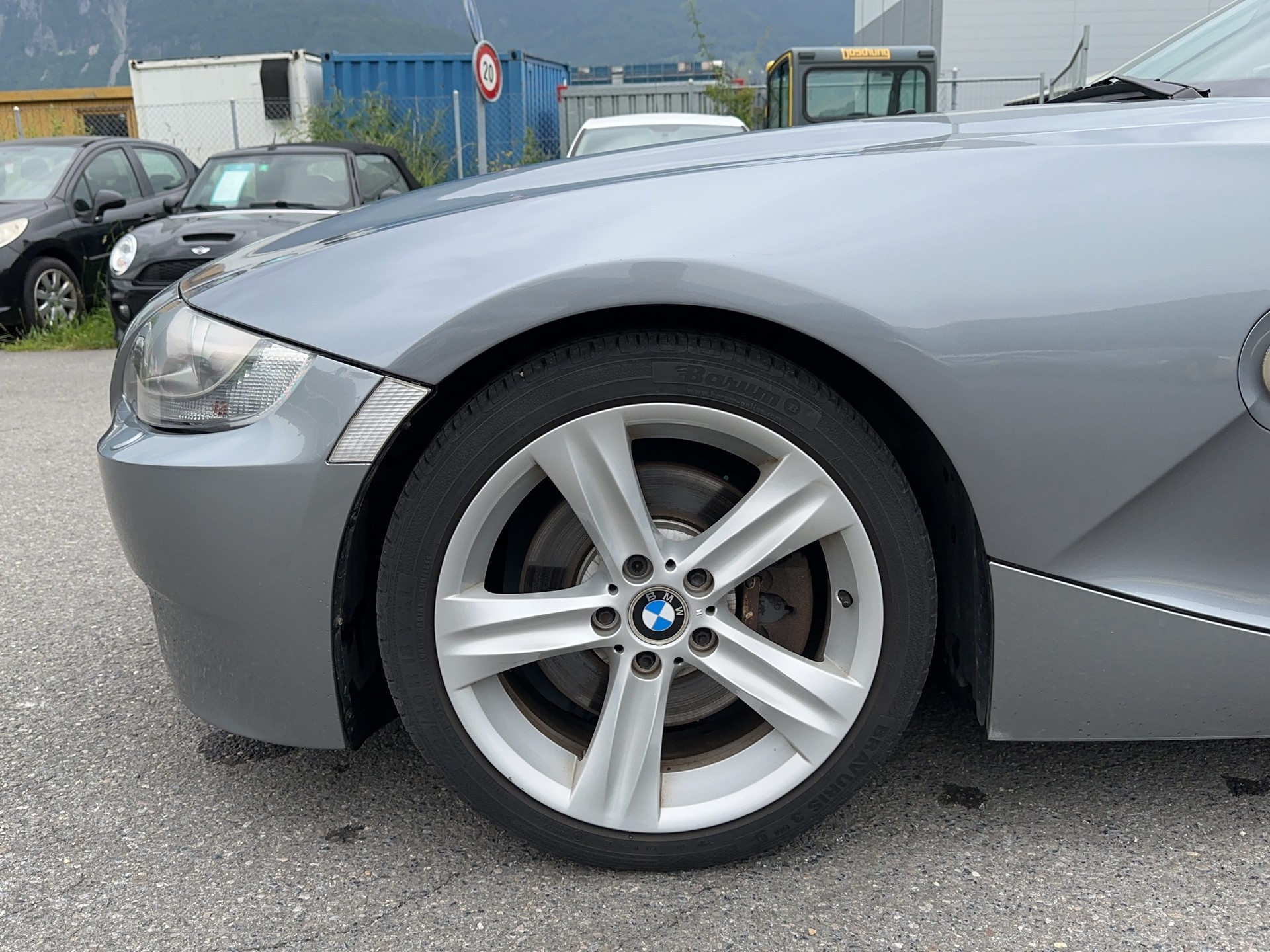 BMW Z4 3.0si Coupé-image-12