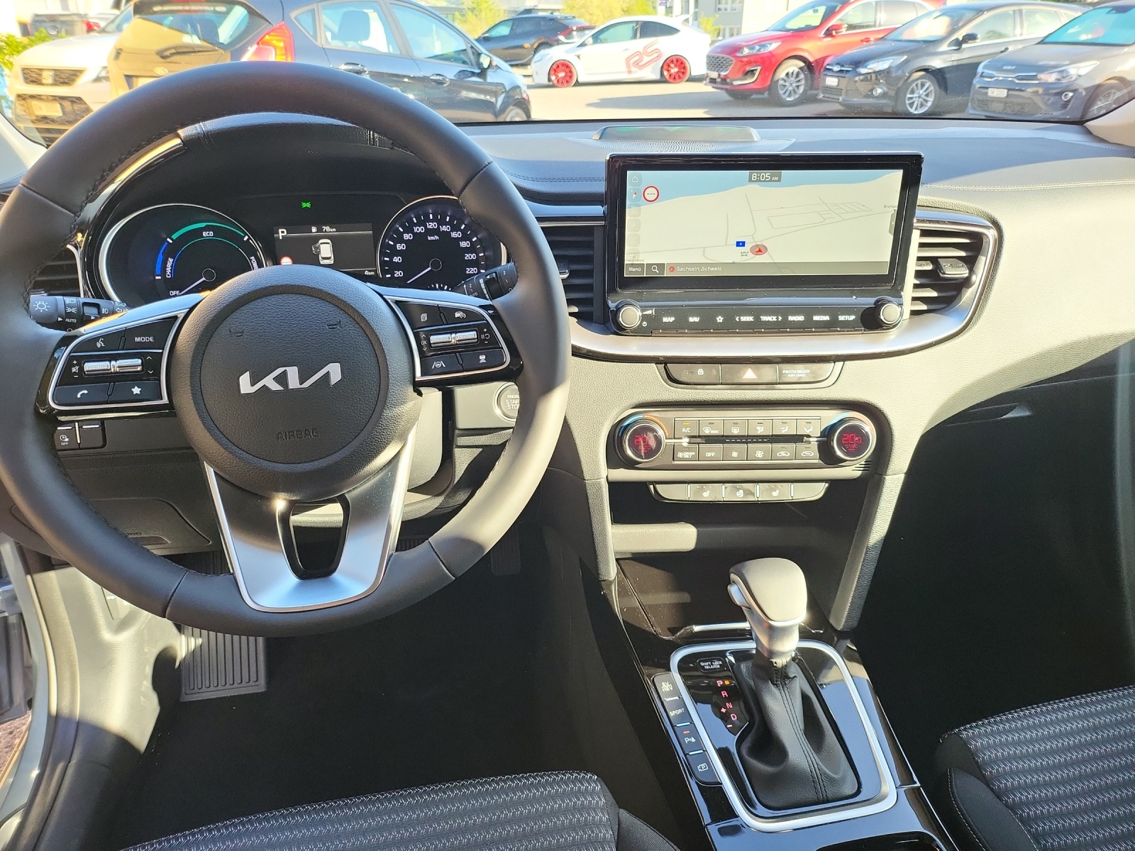 KIA Ceed SW 1.6 GDi Plug-in Hybrid Power-image-9