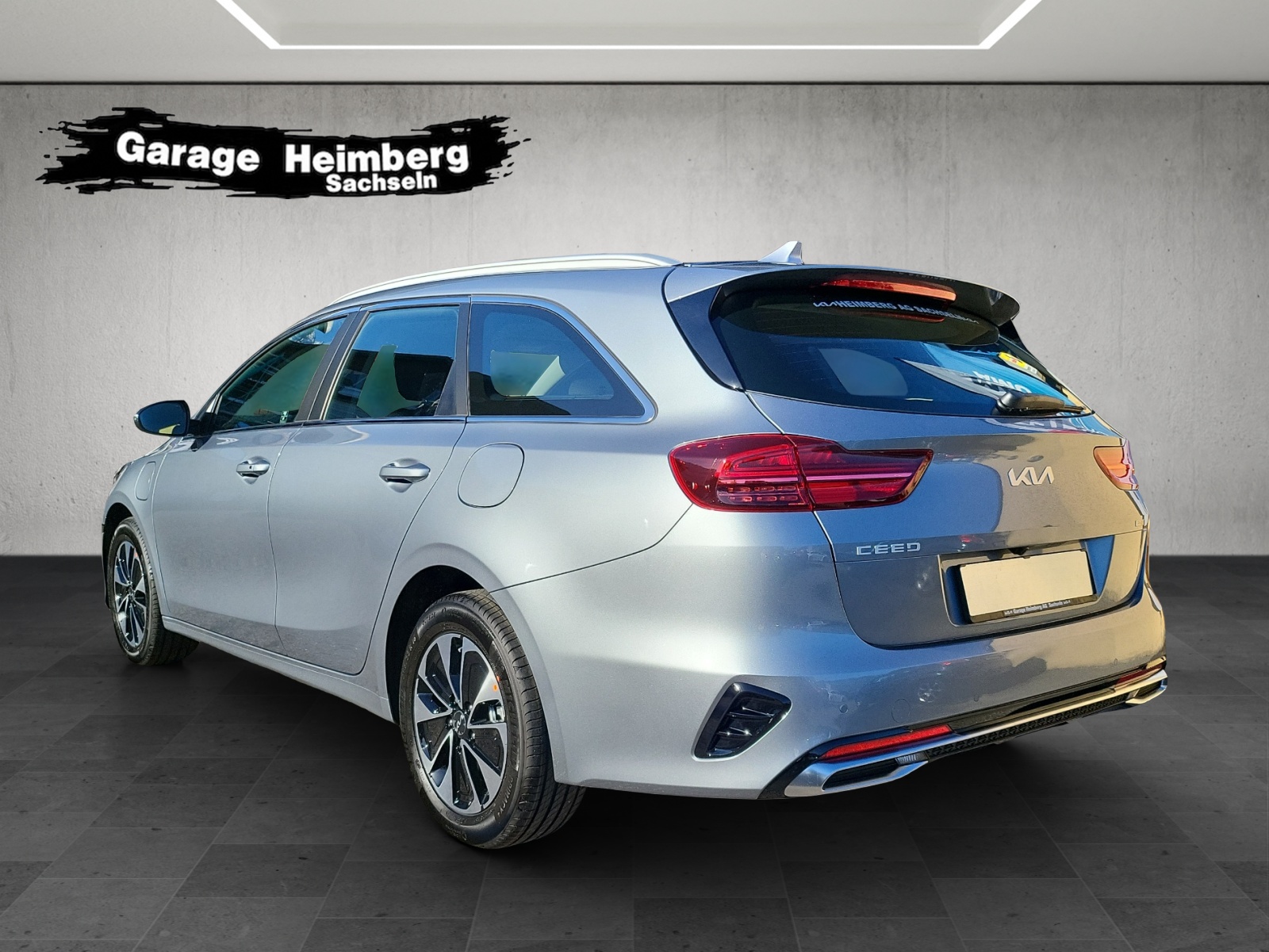 KIA Ceed SW 1.6 GDi Plug-in Hybrid Power-image-2