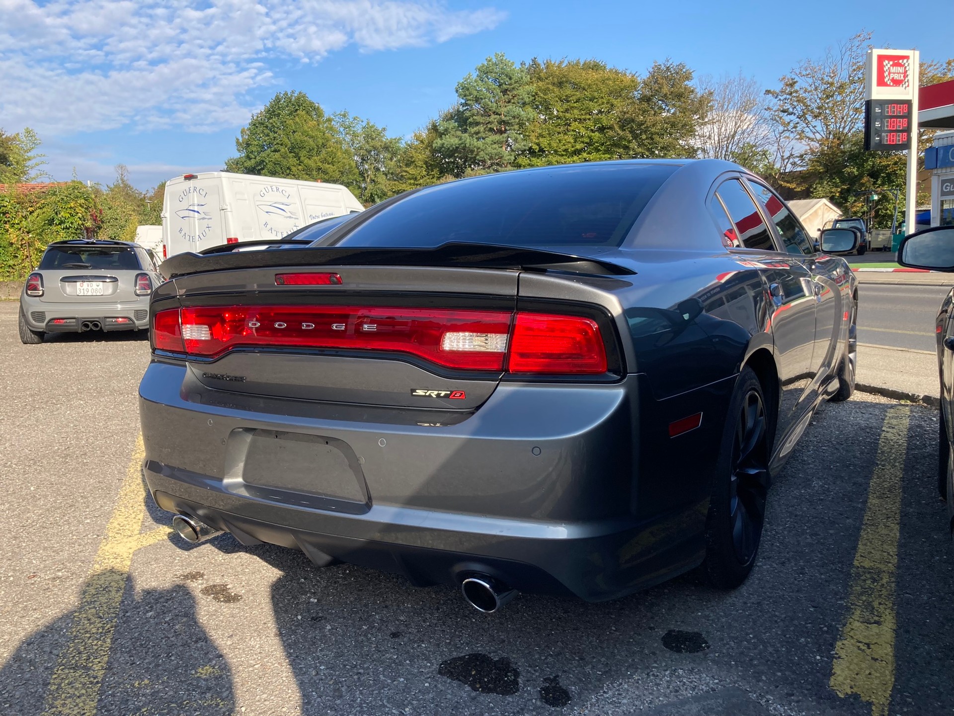 DODGE Charger-image-8