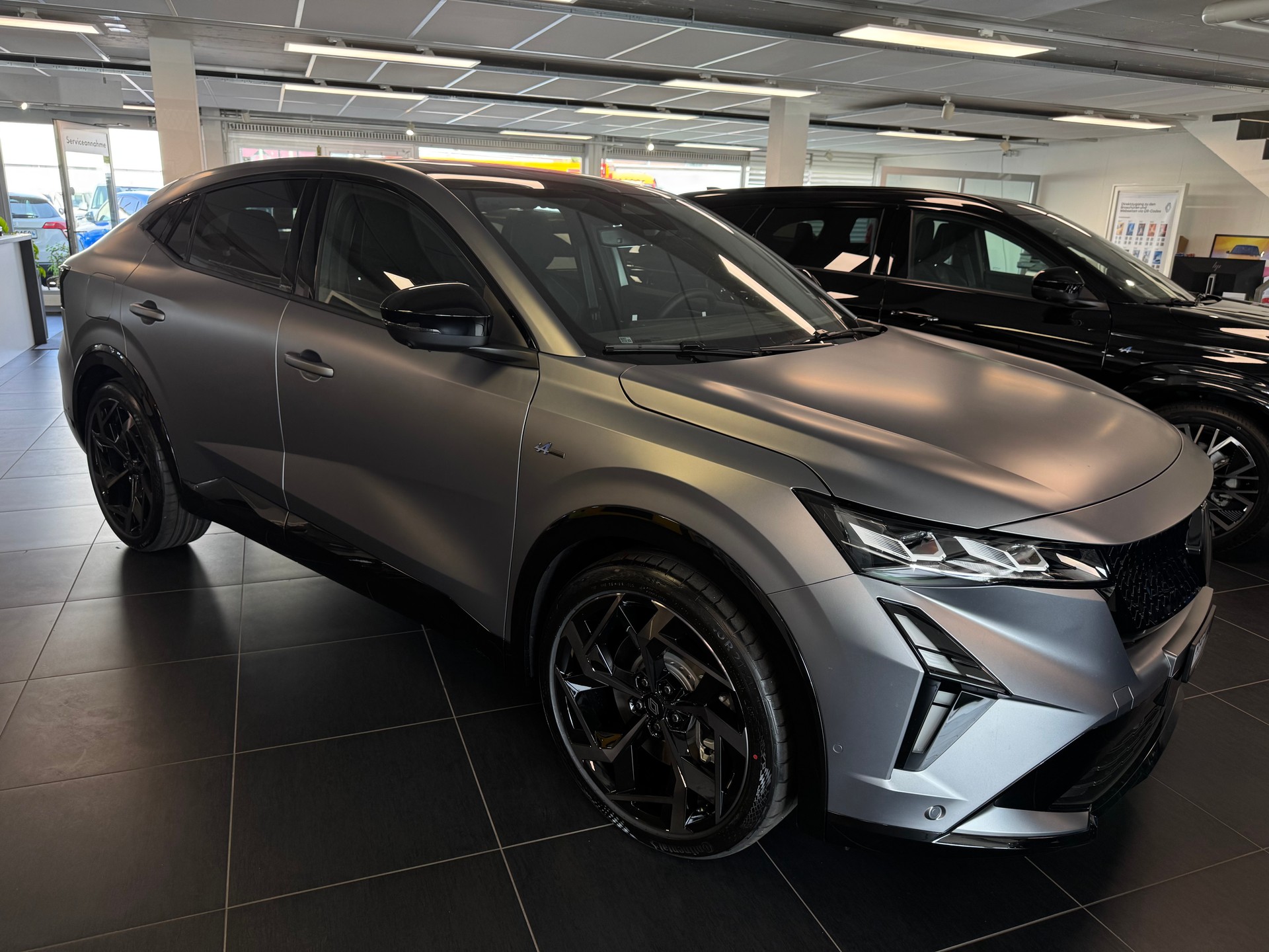 RENAULT RAFALE HYBRID E-TECH Atelier Alpine hyper hybrid E-Tech 4x4 300PS plug-in-image-2