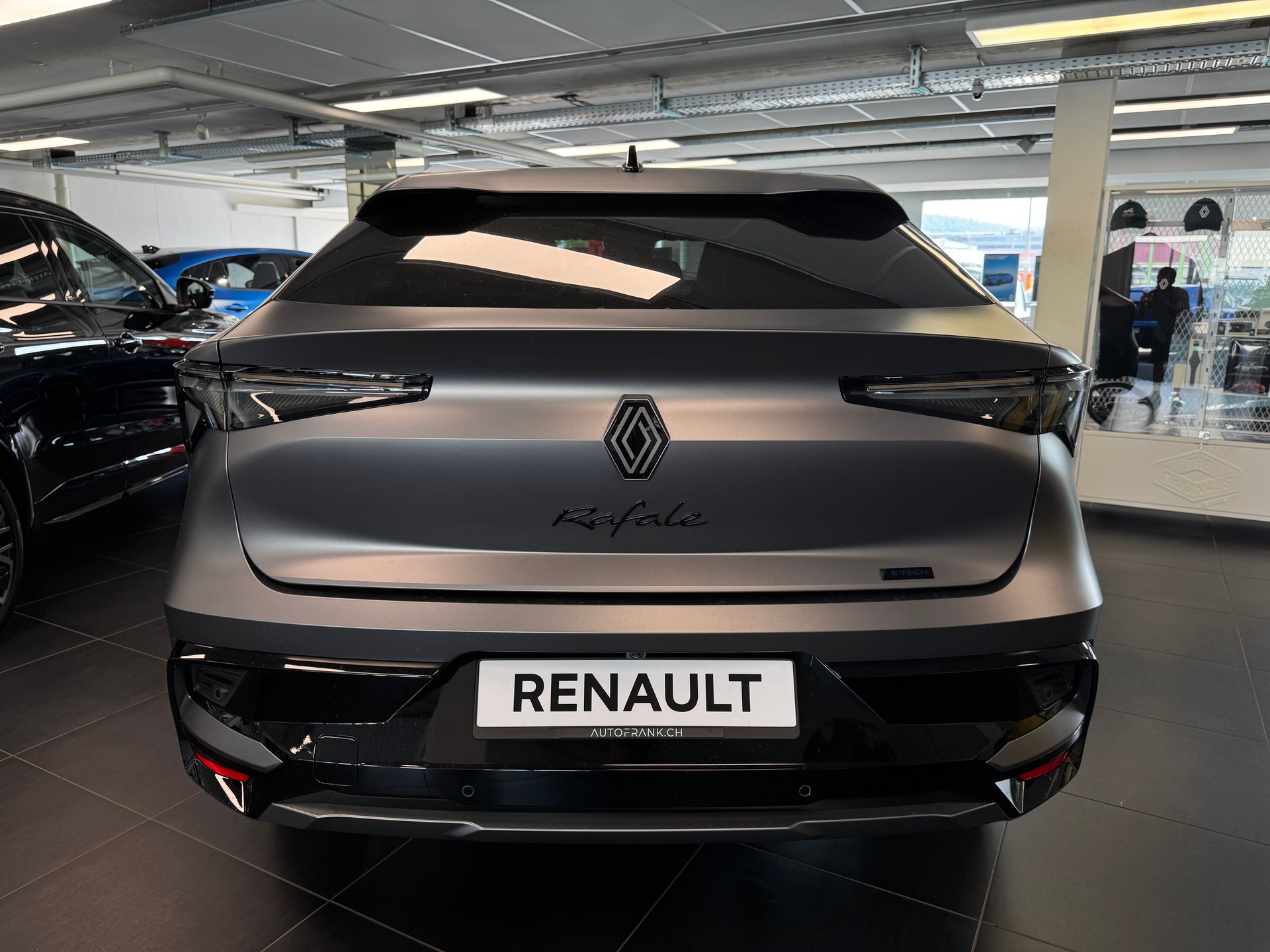RENAULT RAFALE HYBRID E-TECH Atelier Alpine hyper hybrid E-Tech 4x4 300PS plug-in-image-8