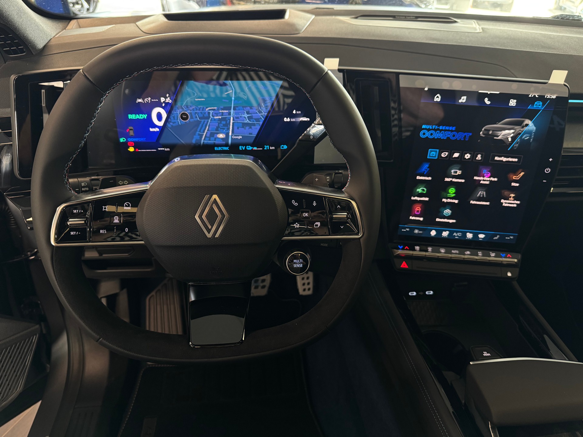 RENAULT RAFALE HYBRID E-TECH Atelier Alpine hyper hybrid E-Tech 4x4 300PS plug-in-image-12