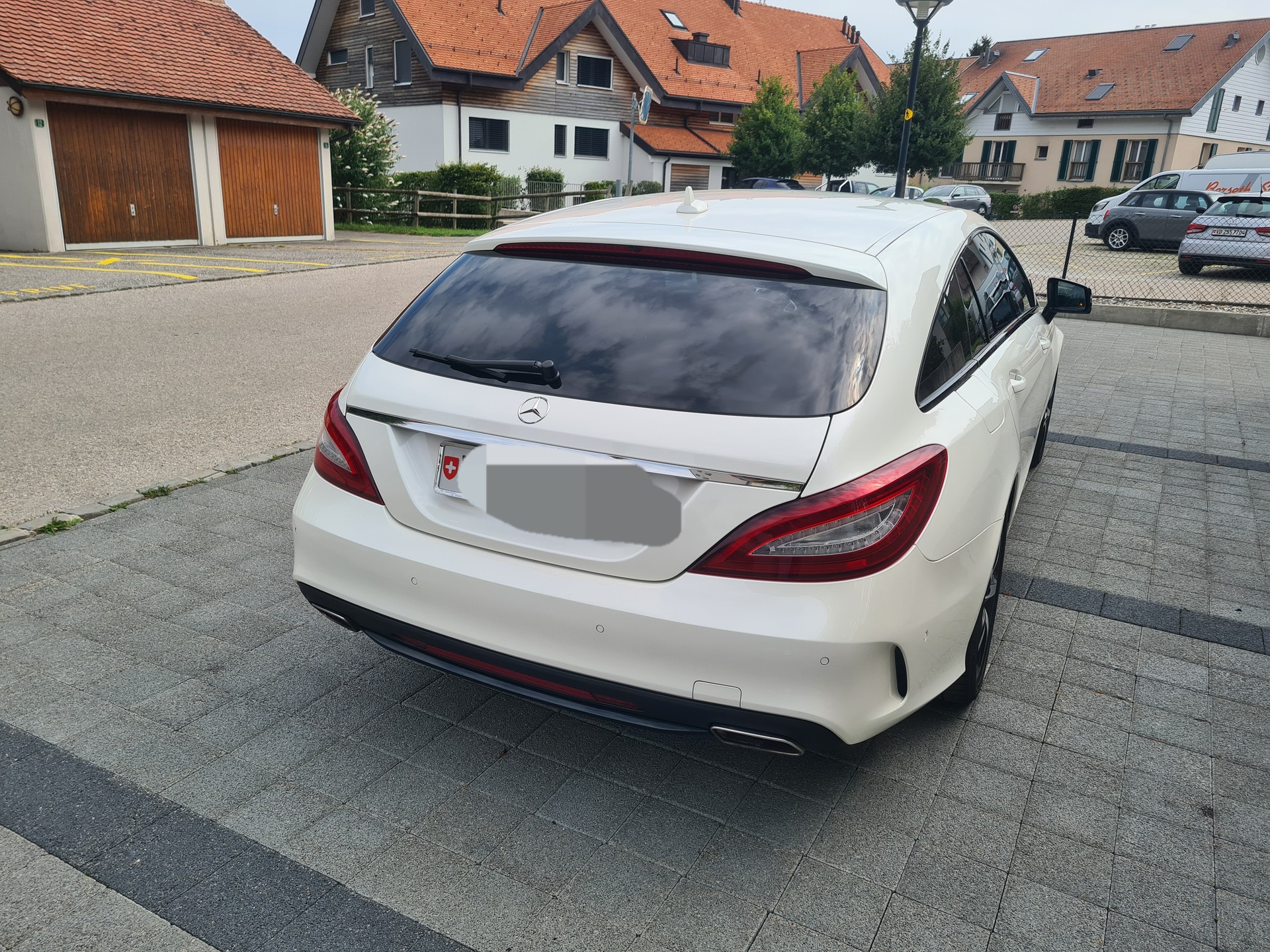 MERCEDES-BENZ CLS 350 shotting break 4matic-image-1