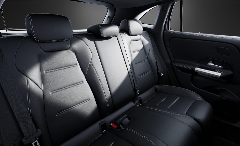 MERCEDES-BENZ GLA AMG 35 4Matic 8G-DCT-image-6