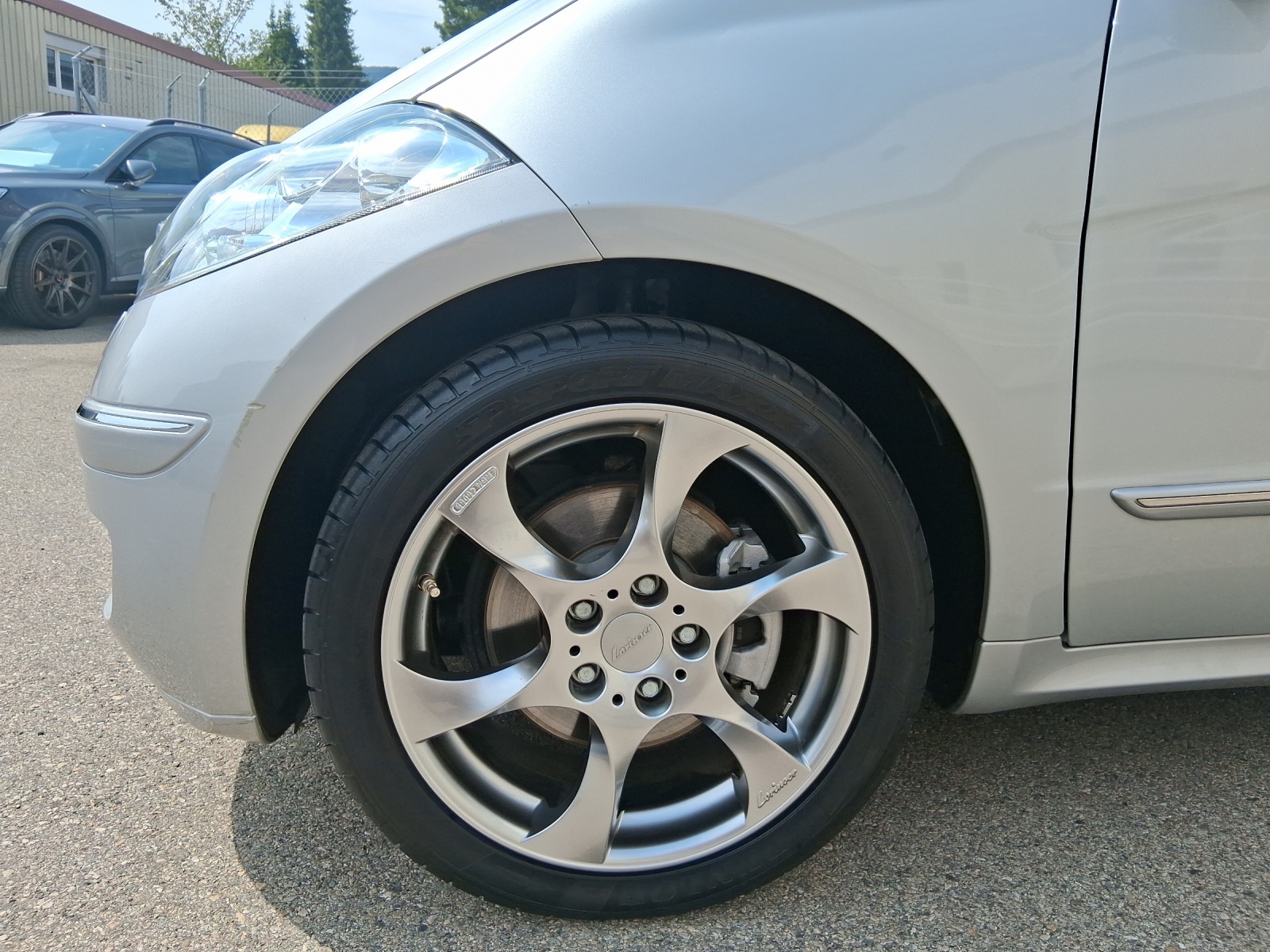 MERCEDES-BENZ A 200 T Avantgarde-image-7