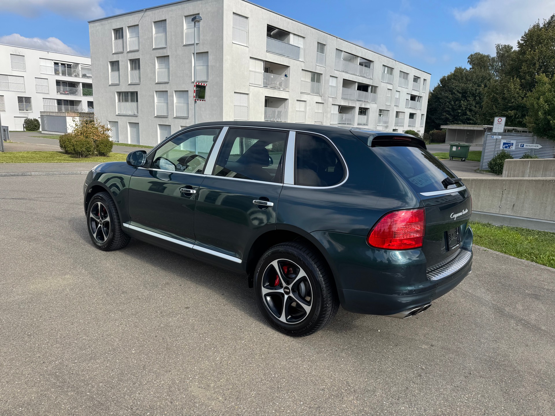PORSCHE Cayenne Turbo-image-7