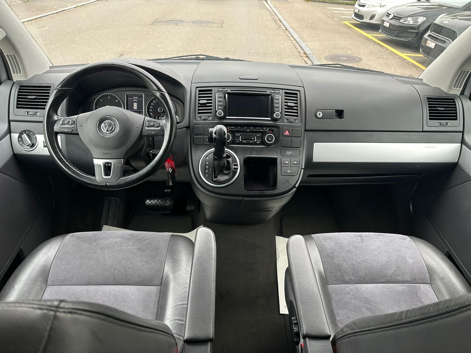 VW T5 Multivan 2.0 Bi-TDI CR Highline 4Motion DSG-image-12