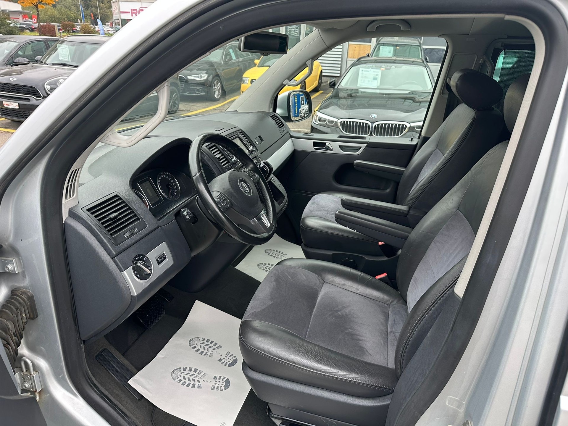 VW T5 Multivan 2.0 Bi-TDI CR Highline 4Motion DSG-image-7