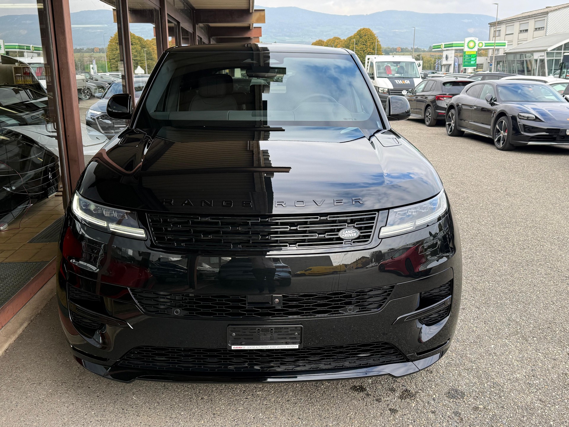 LAND ROVER Range Rover Sport P460e 3.0 Si6 PHEV Dynamic SE Automatic-image-2