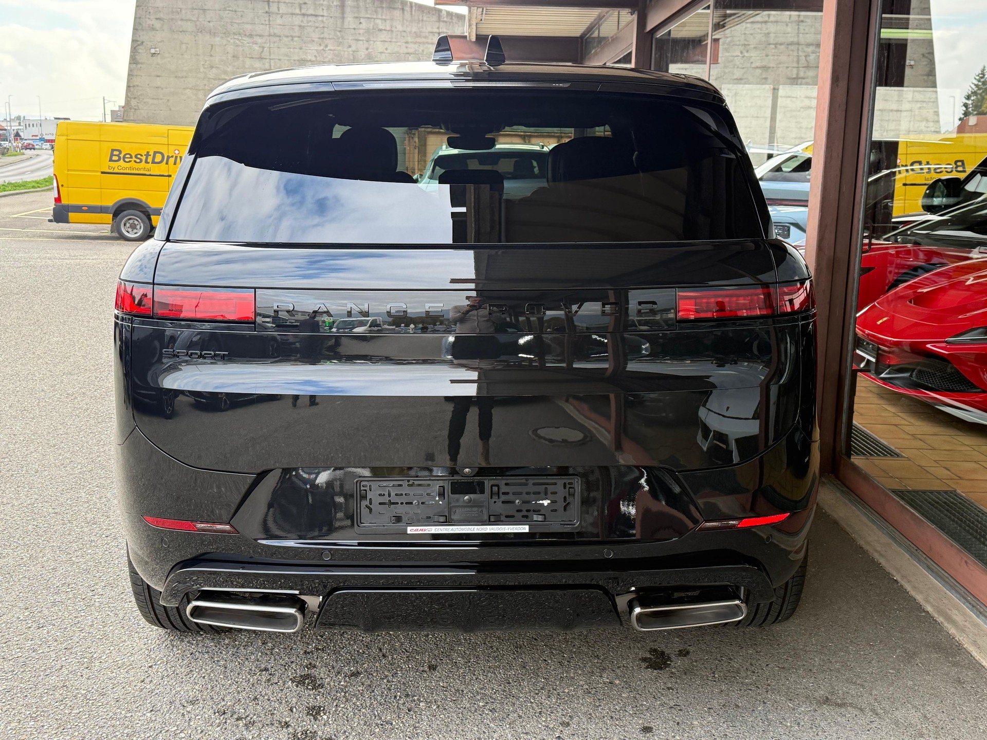 LAND ROVER Range Rover Sport P460e 3.0 Si6 PHEV Dynamic SE Automatic-image-4