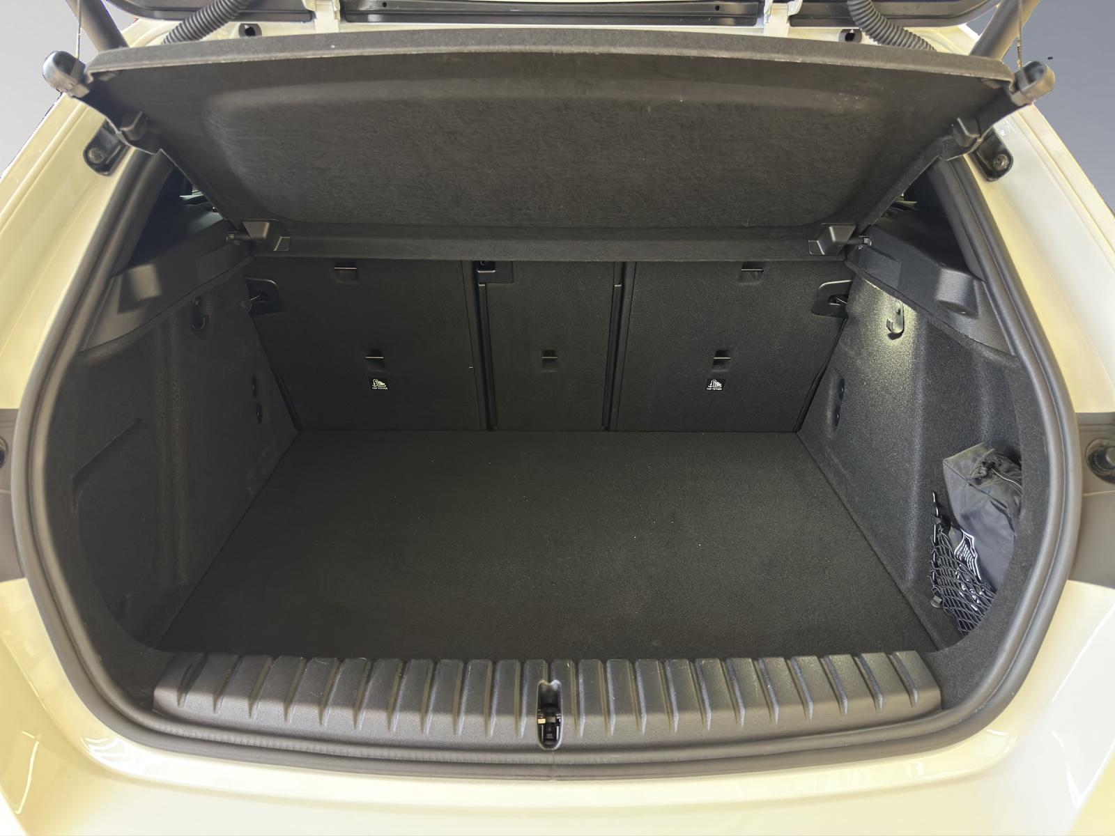 BMW M135i xDrive M-SportPaket Pro-image-17