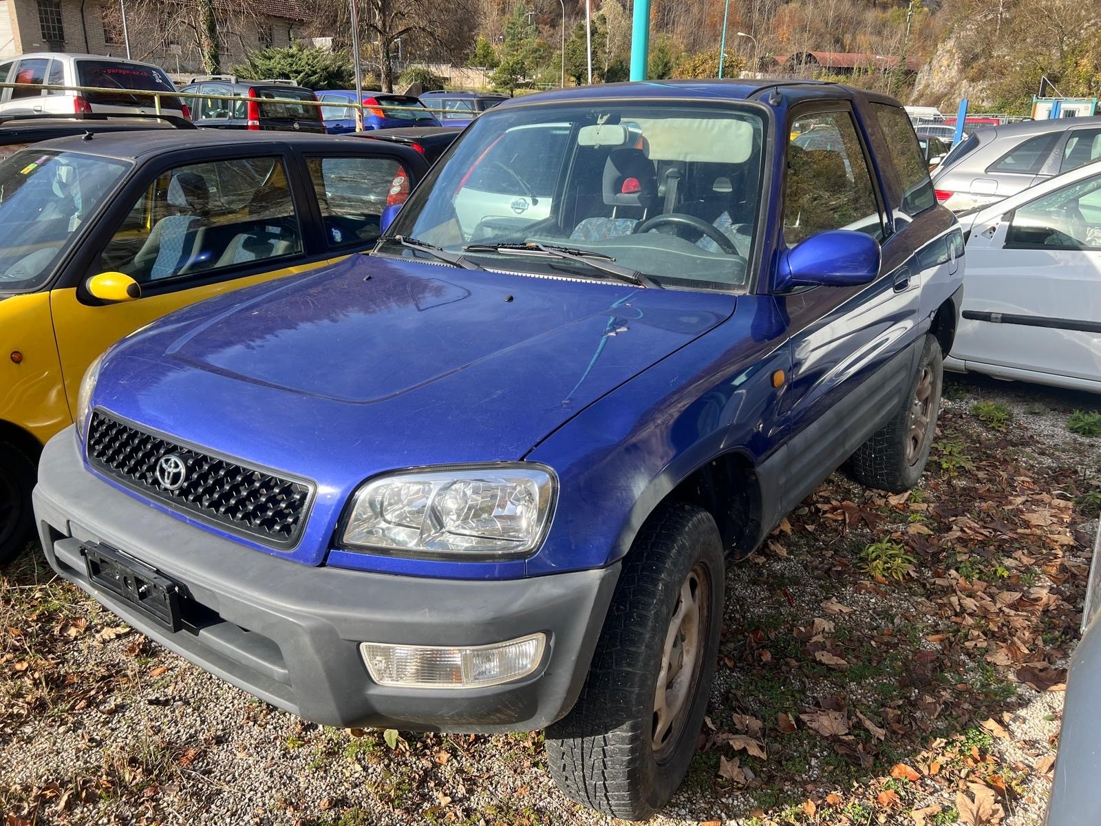 TOYOTA RAV-4-image-0