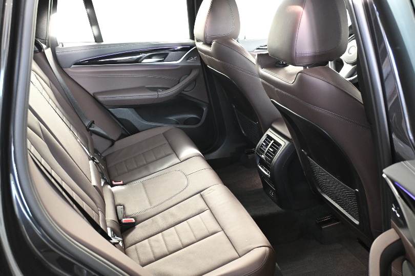 BMW X3 xDrive 30e Pure M Sport-image-7