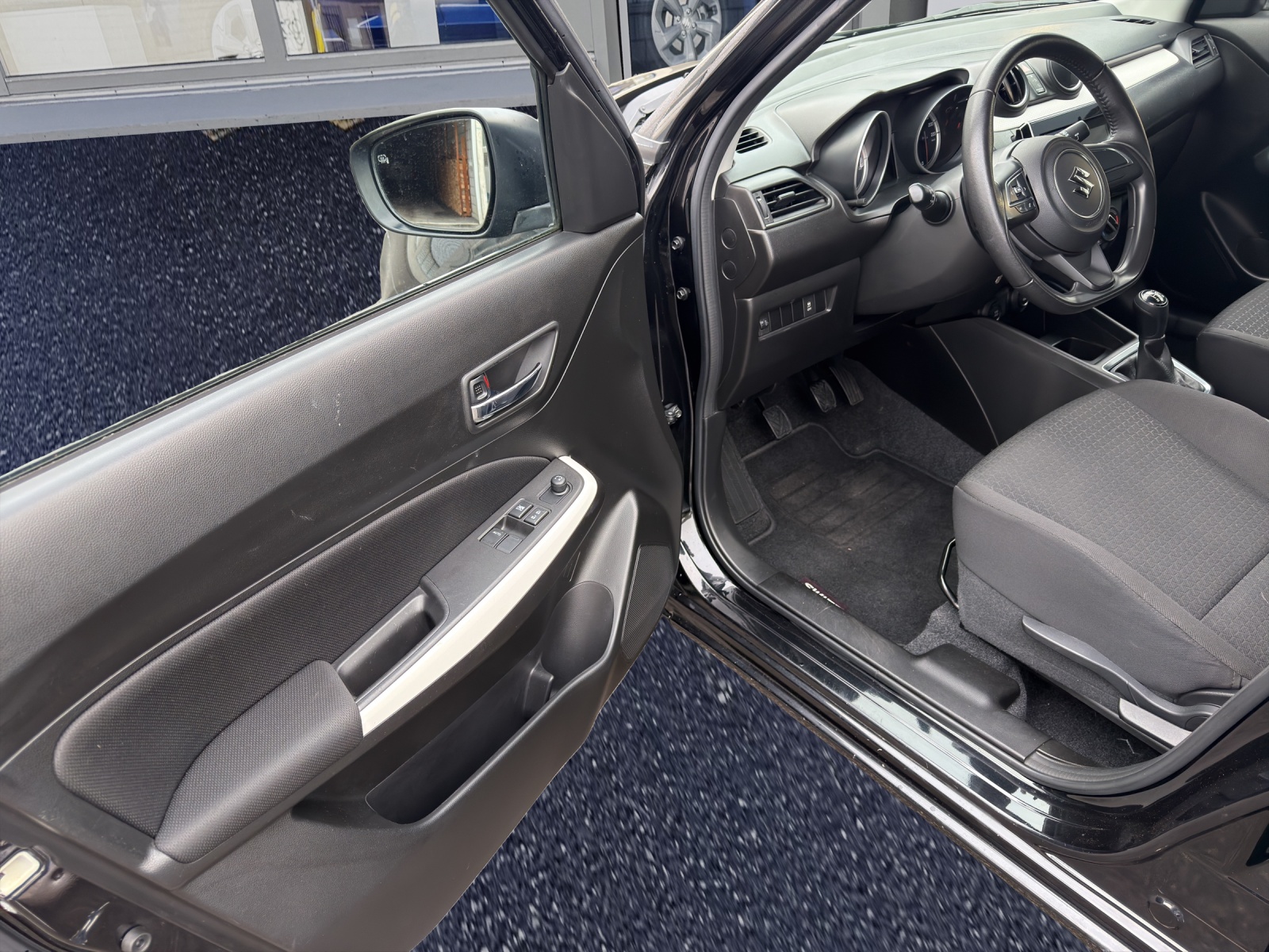 SUZUKI Swift 1.2i 16V Compact+ Allgrip 4x4-image-10