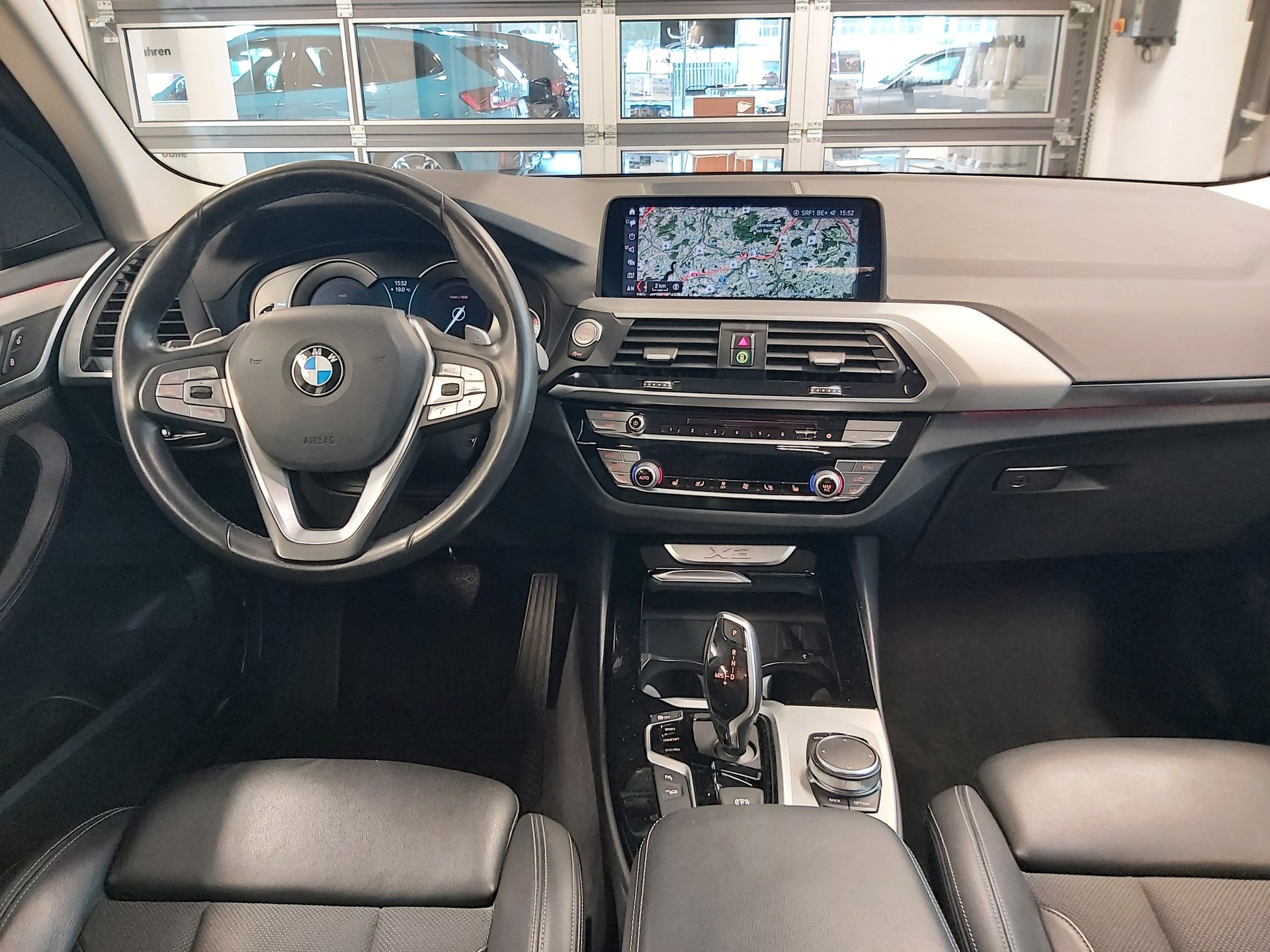BMW X3 xDrive20d xLine-image-13
