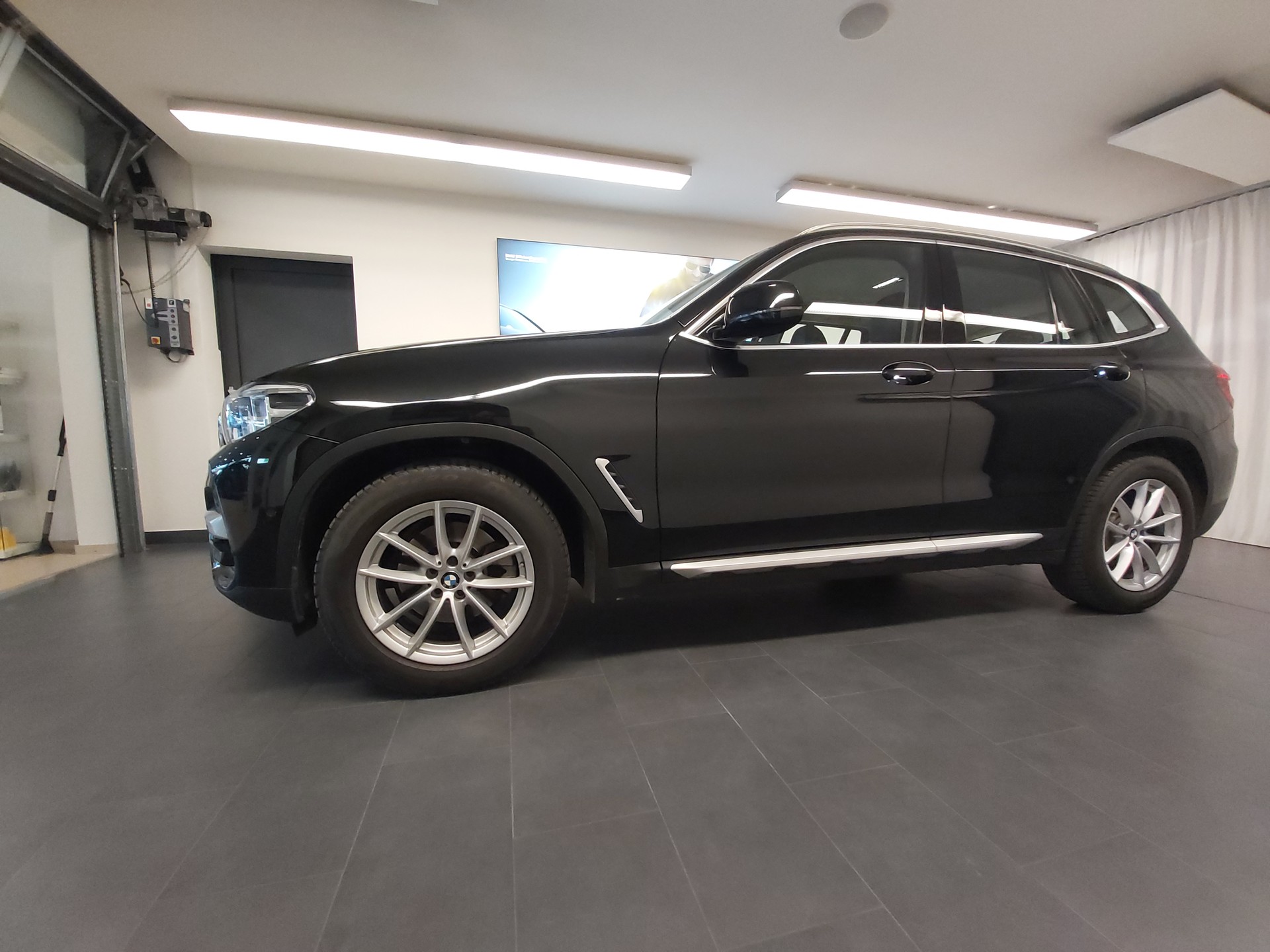 BMW X3 xDrive20d xLine-image-3