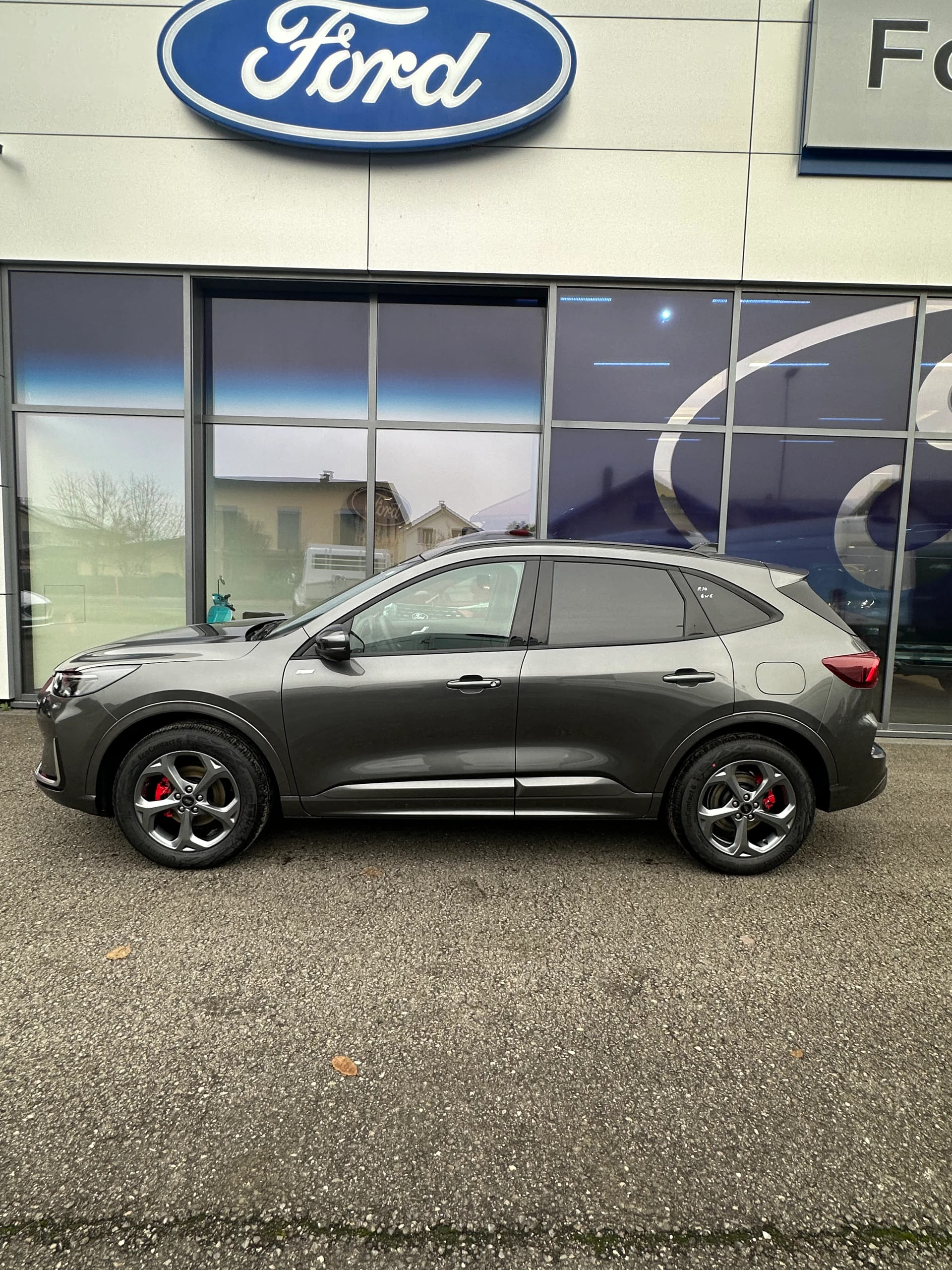FORD Kuga 2.5 Hybrid ST-Line X 4x4 FHEV-image-2