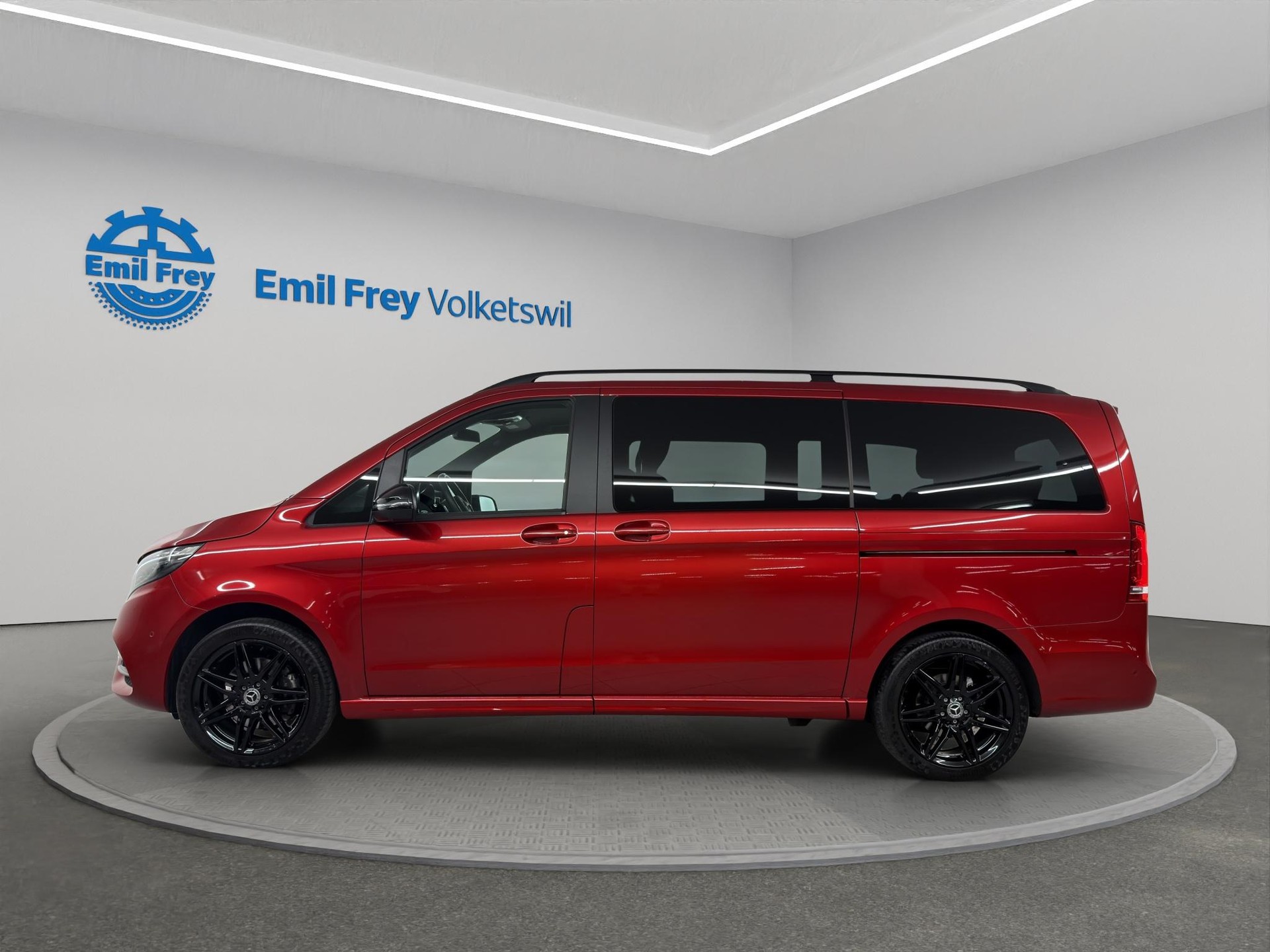MERCEDES-BENZ V 300 d Swiss Ed. lang Van-image-1