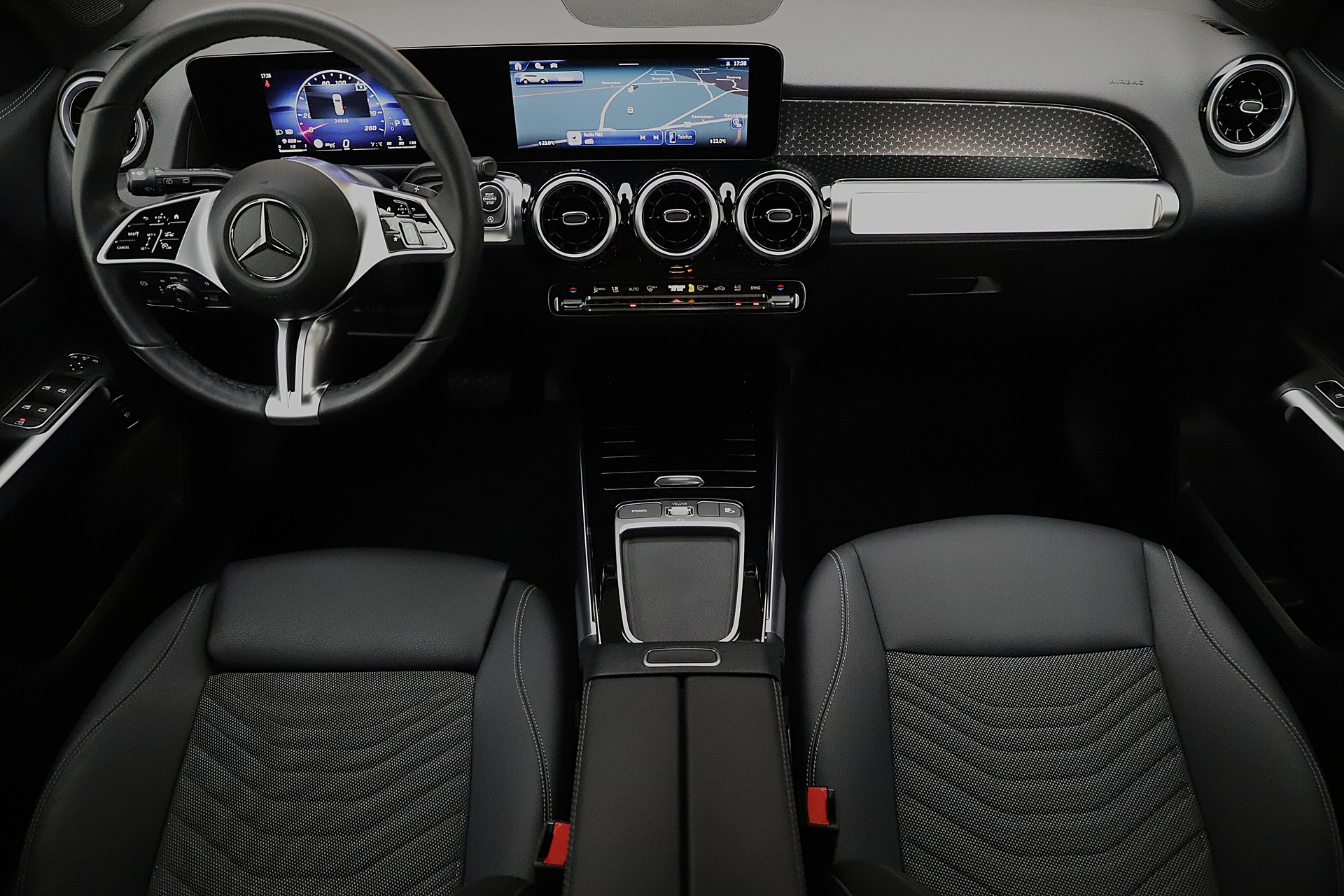 MERCEDES-BENZ GLB 220 d 4Matic 8G-Tronic Progressive Advance-image-5
