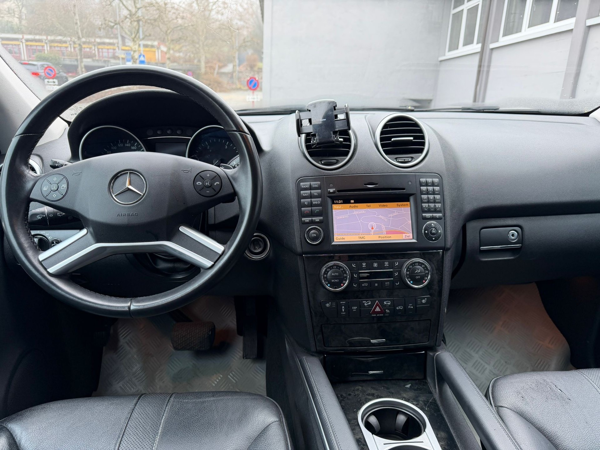 MERCEDES-BENZ ML 350 BlueTEC 4Matic 7G-Tronic-image-11