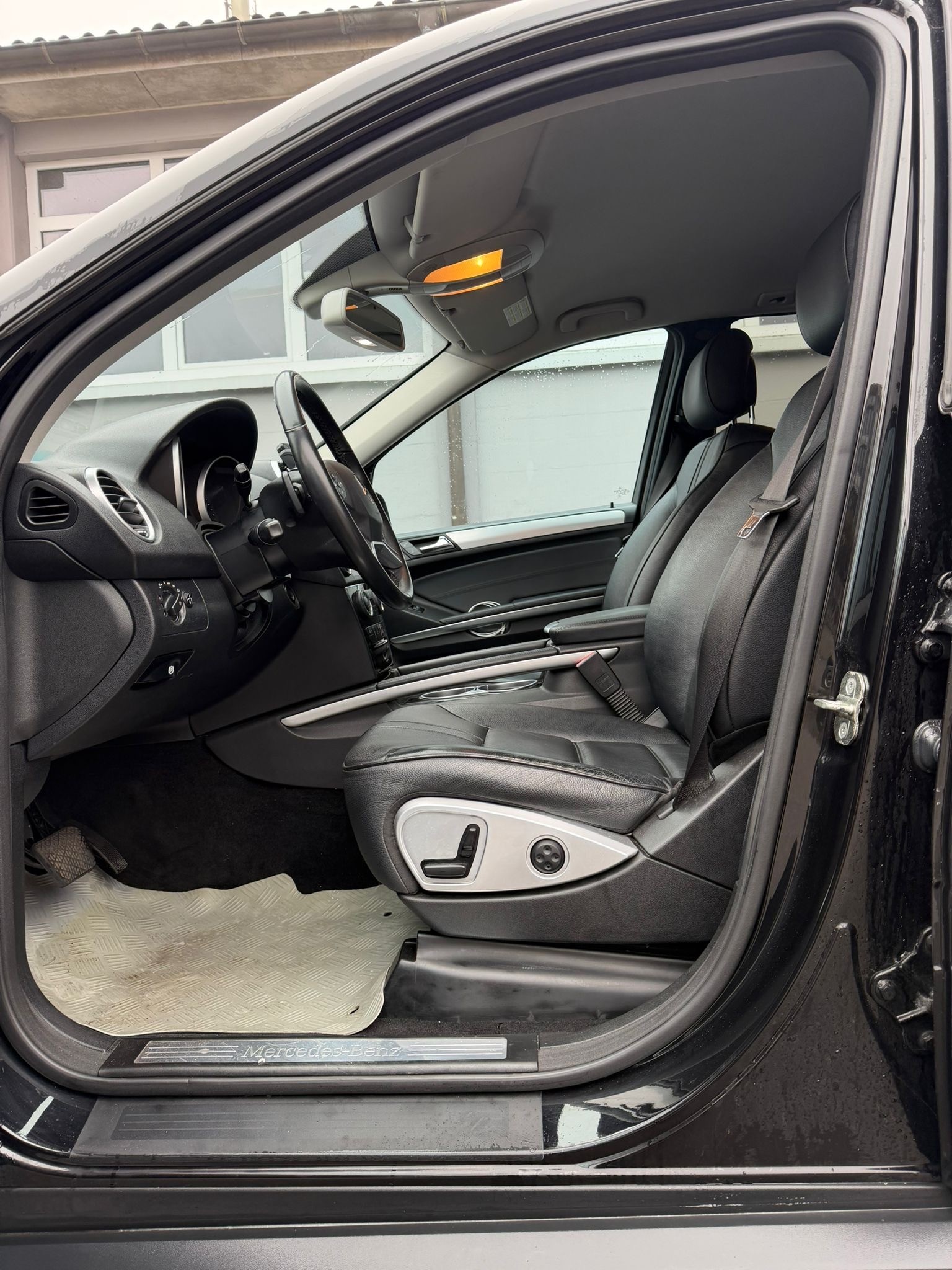 MERCEDES-BENZ ML 350 BlueTEC 4Matic 7G-Tronic-image-7