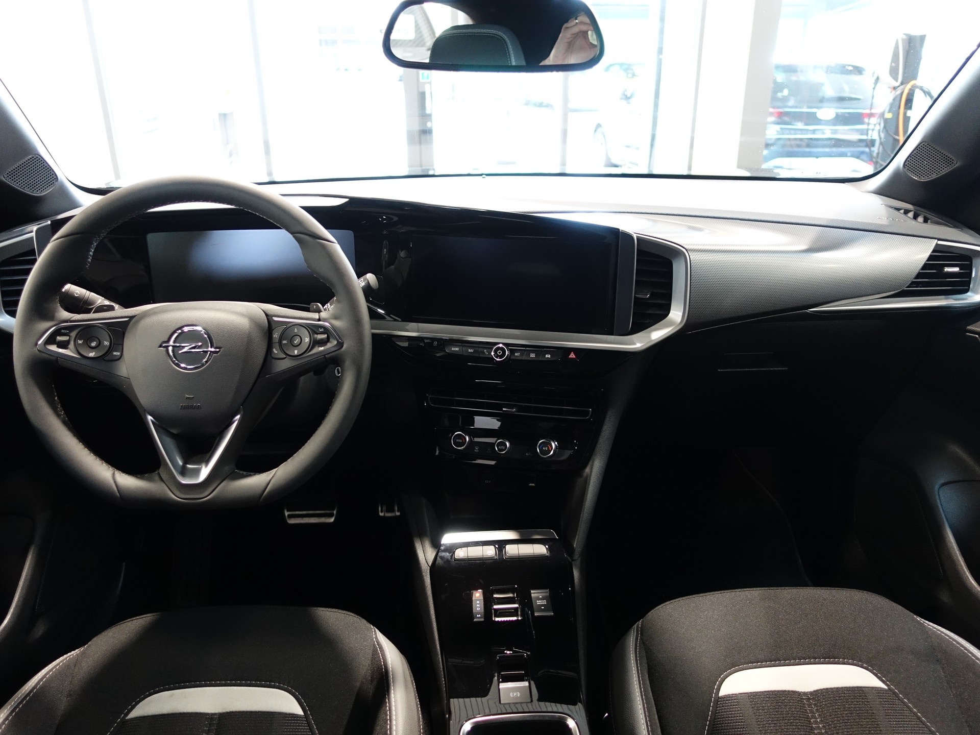 OPEL Mokka 1.2T GS Automat-image-10