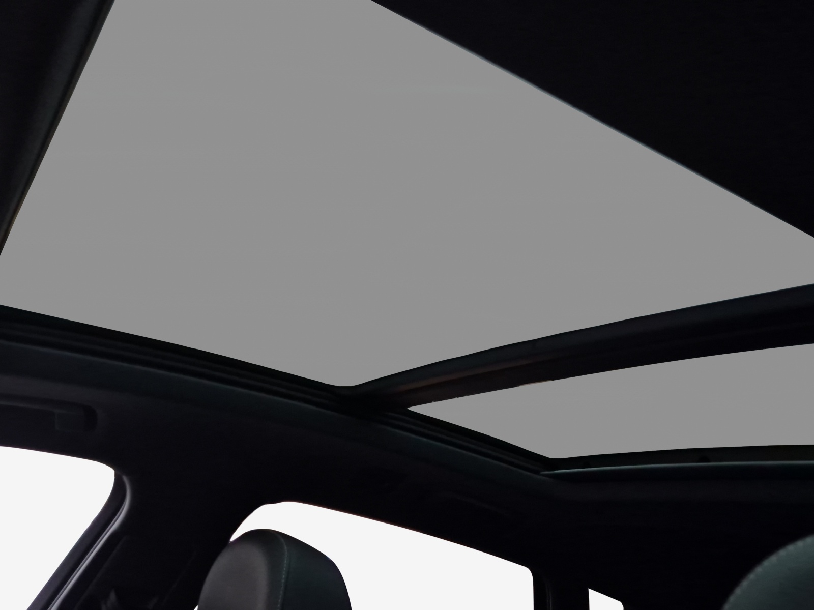 AUDI e-tron 55 S Line Black Edition quattro-image-15