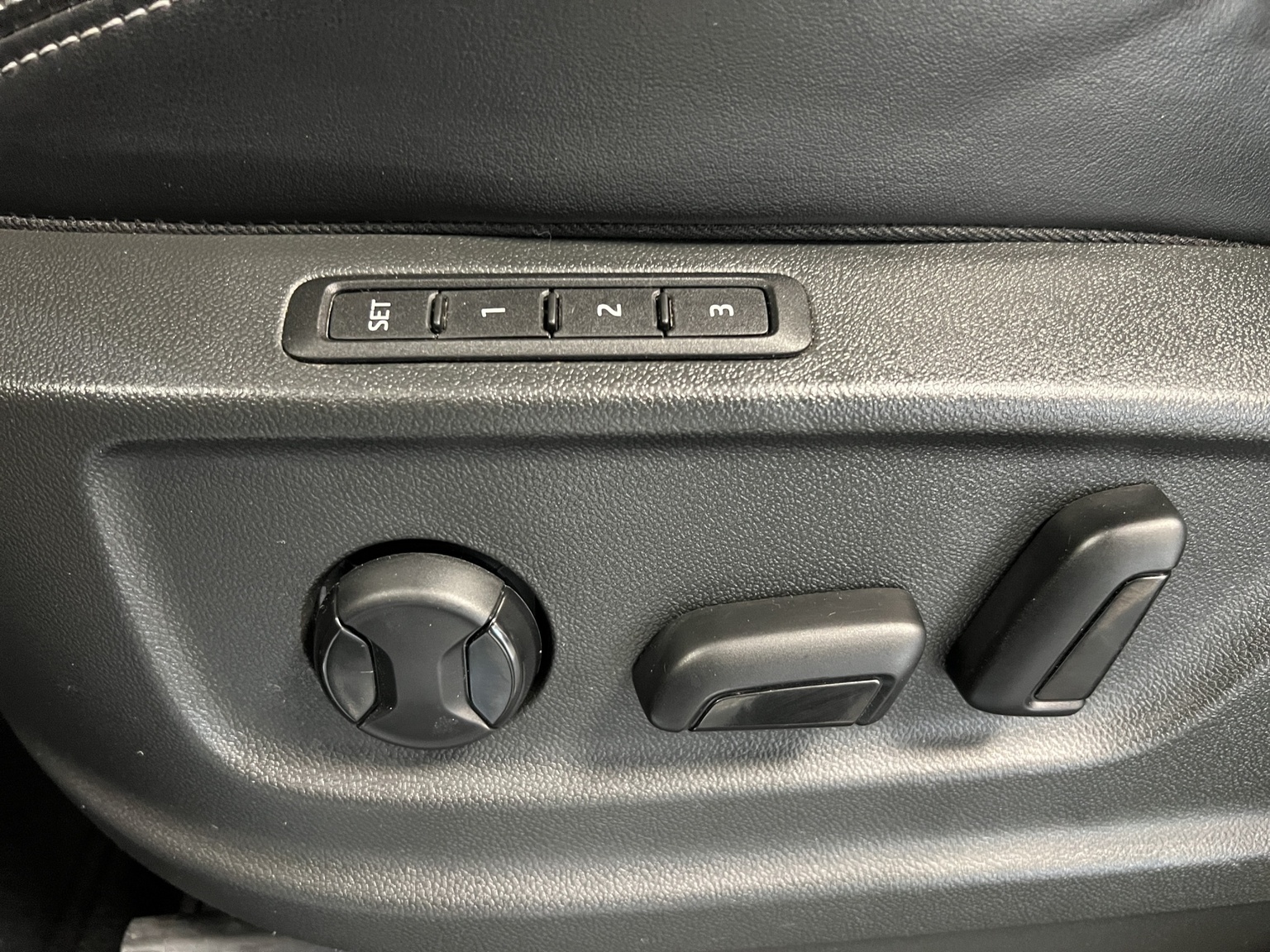 SKODA Kodiaq 2.0 TSI 4x4 SportLine-image-15