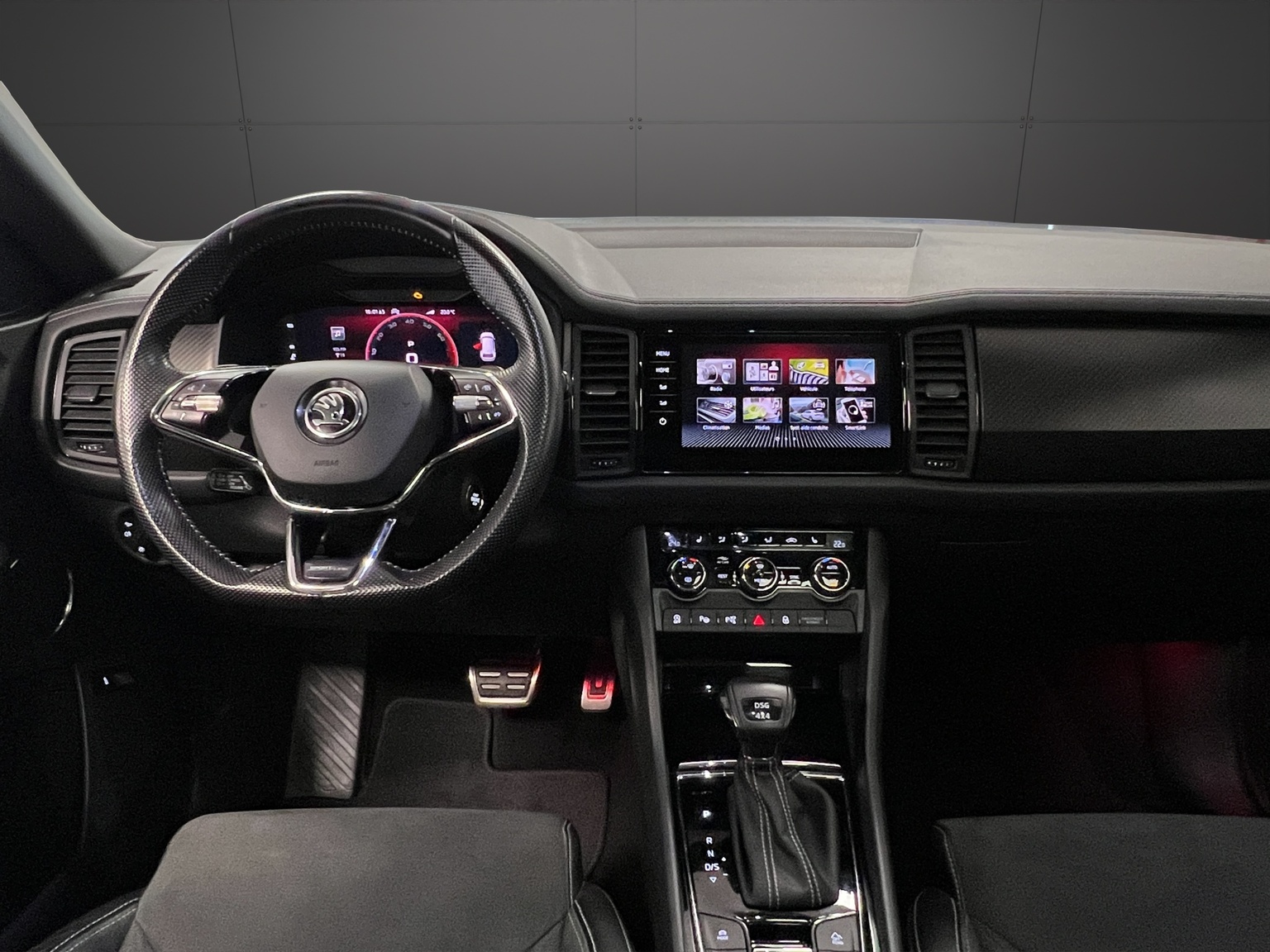 SKODA Kodiaq 2.0 TSI 4x4 SportLine-image-9
