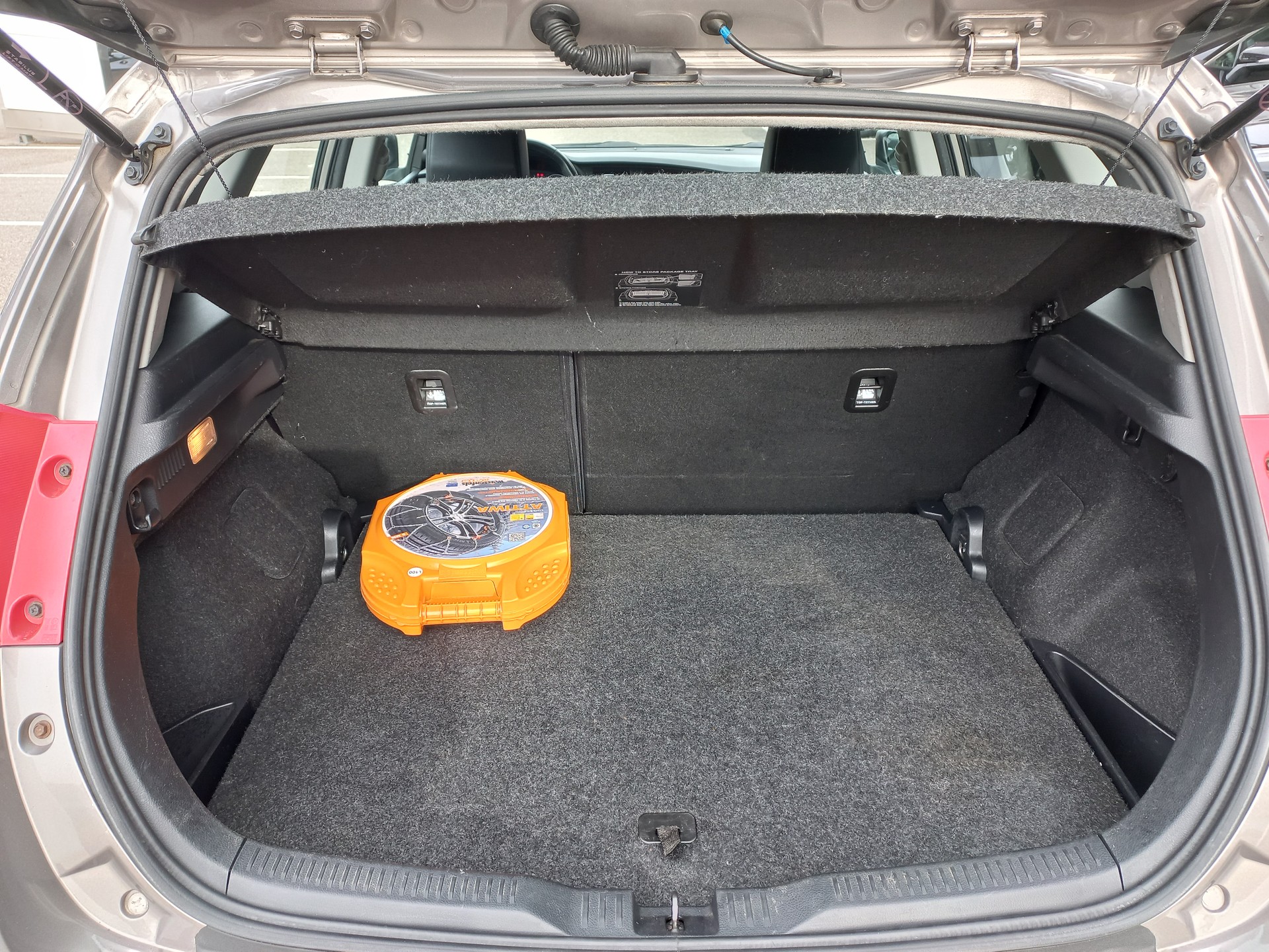 TOYOTA Auris 1.6 Sol-image-3
