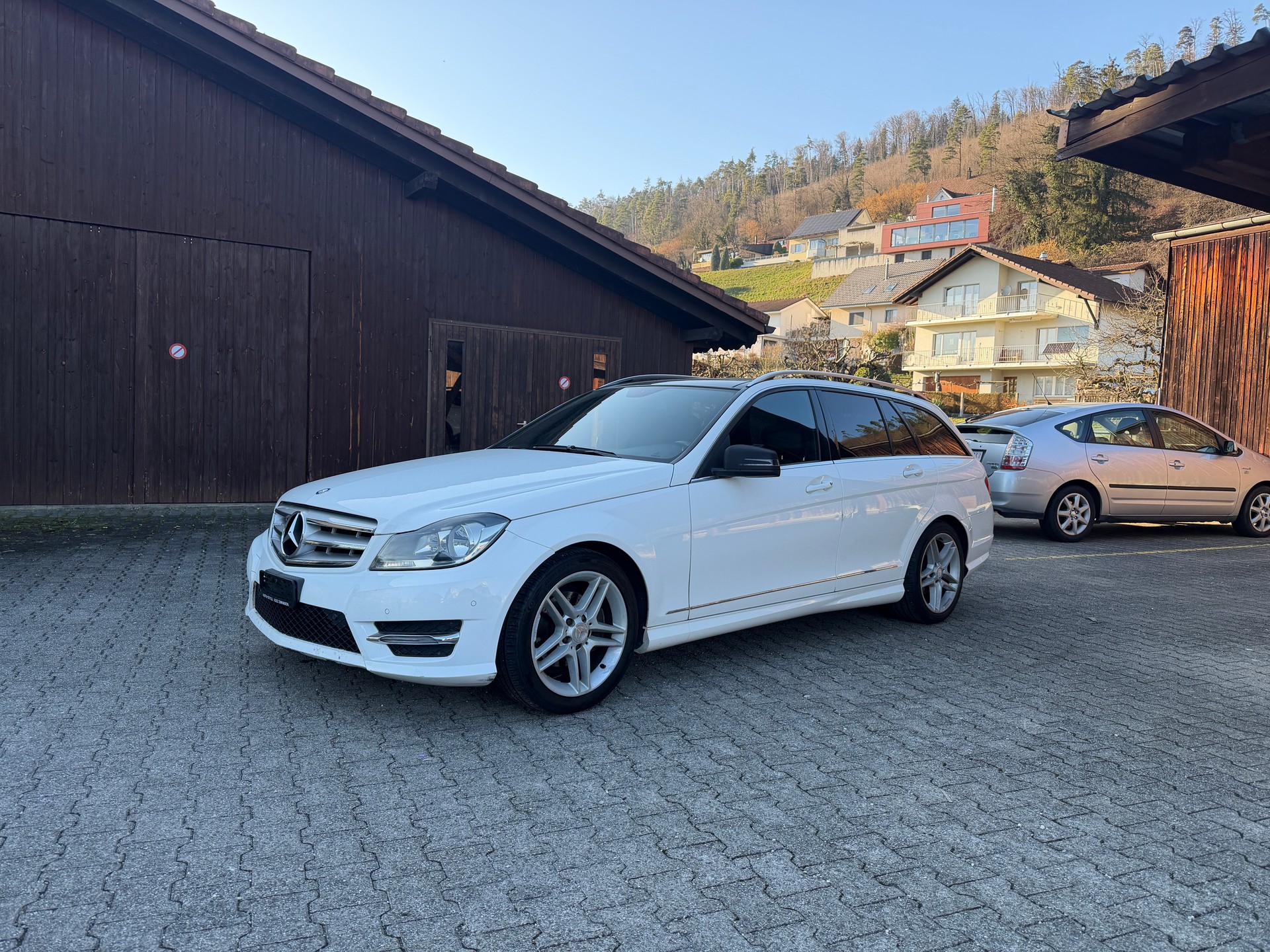 MERCEDES-BENZ C 180 Avantgarde-image-0