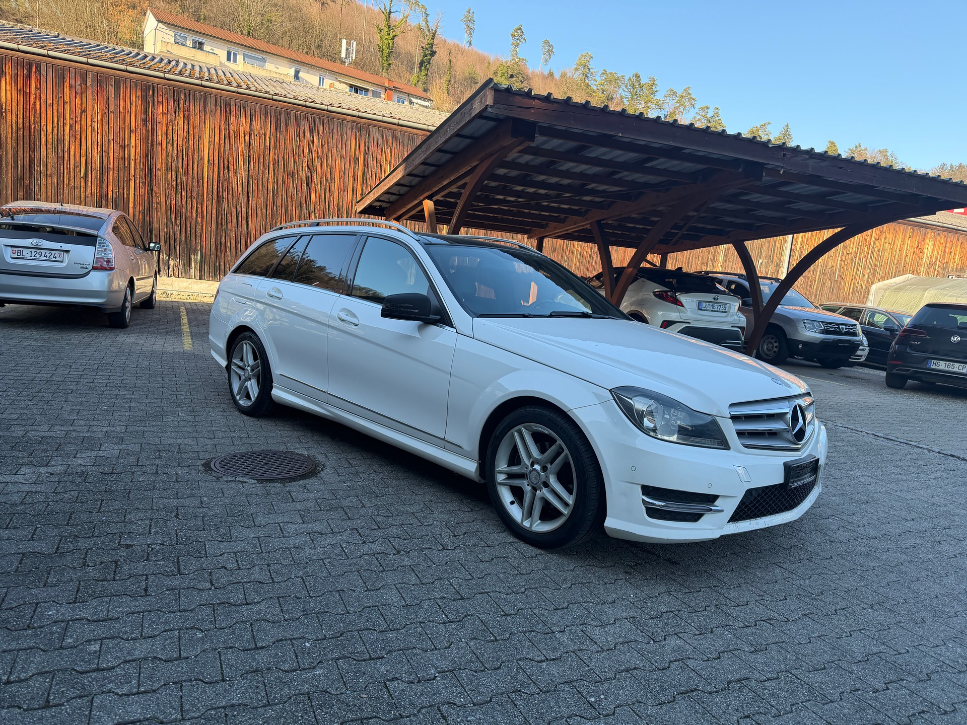 MERCEDES-BENZ C 180 Avantgarde-image-2