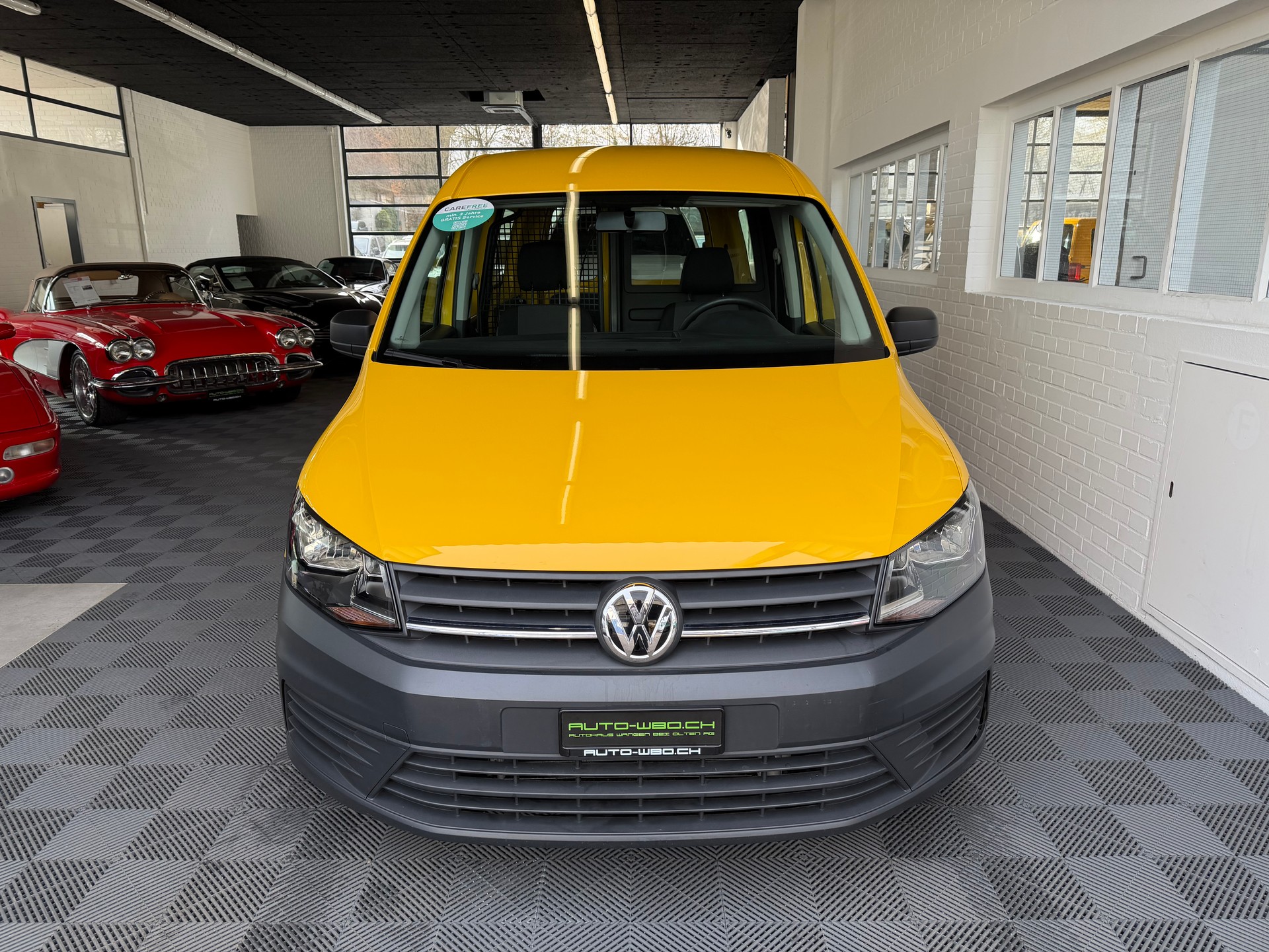 VW Caddy Maxi 1.0TSI BlueMotion Technology-image-7