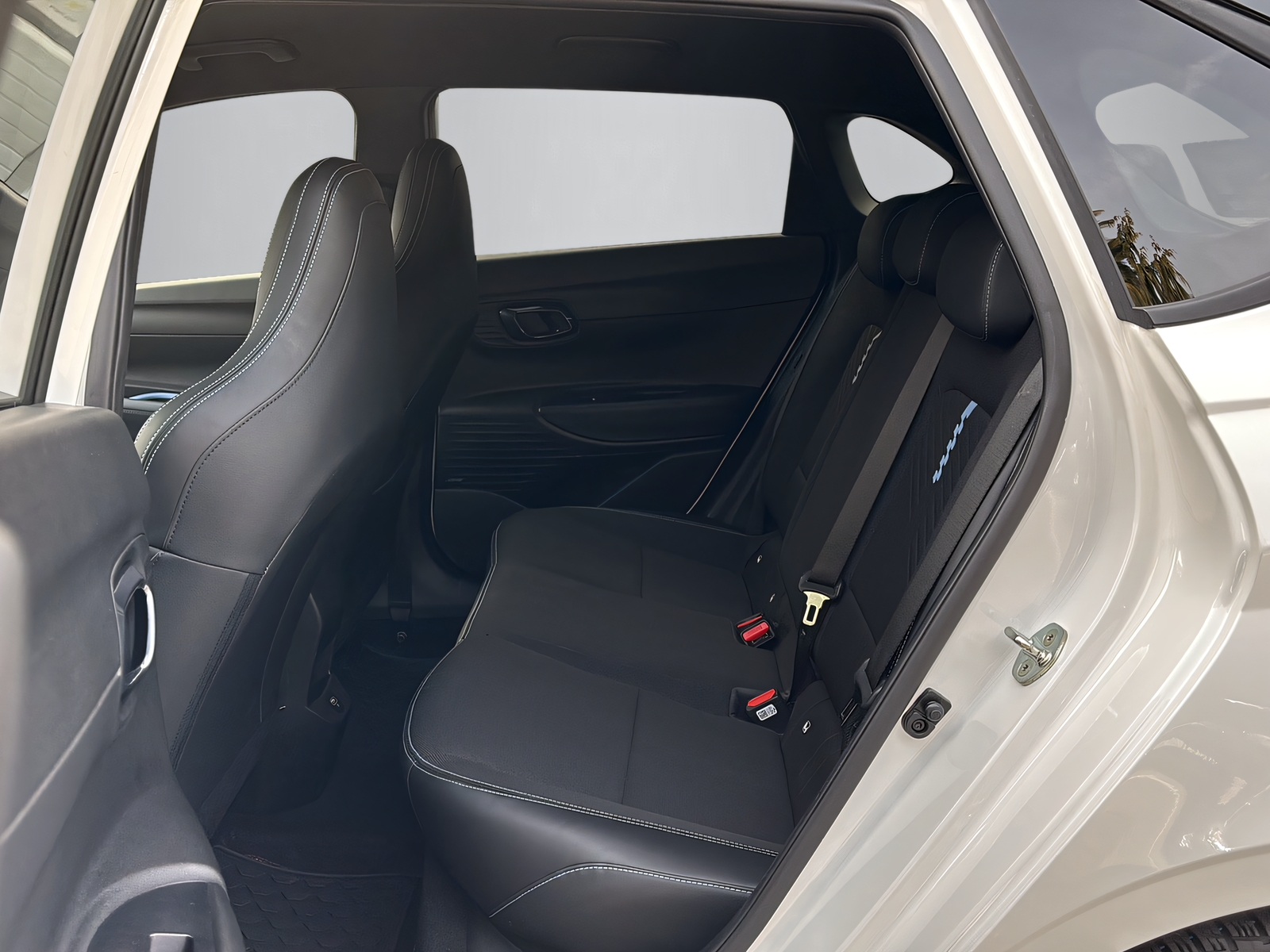 HYUNDAI i20 N 1.6 T-GDi-image-11