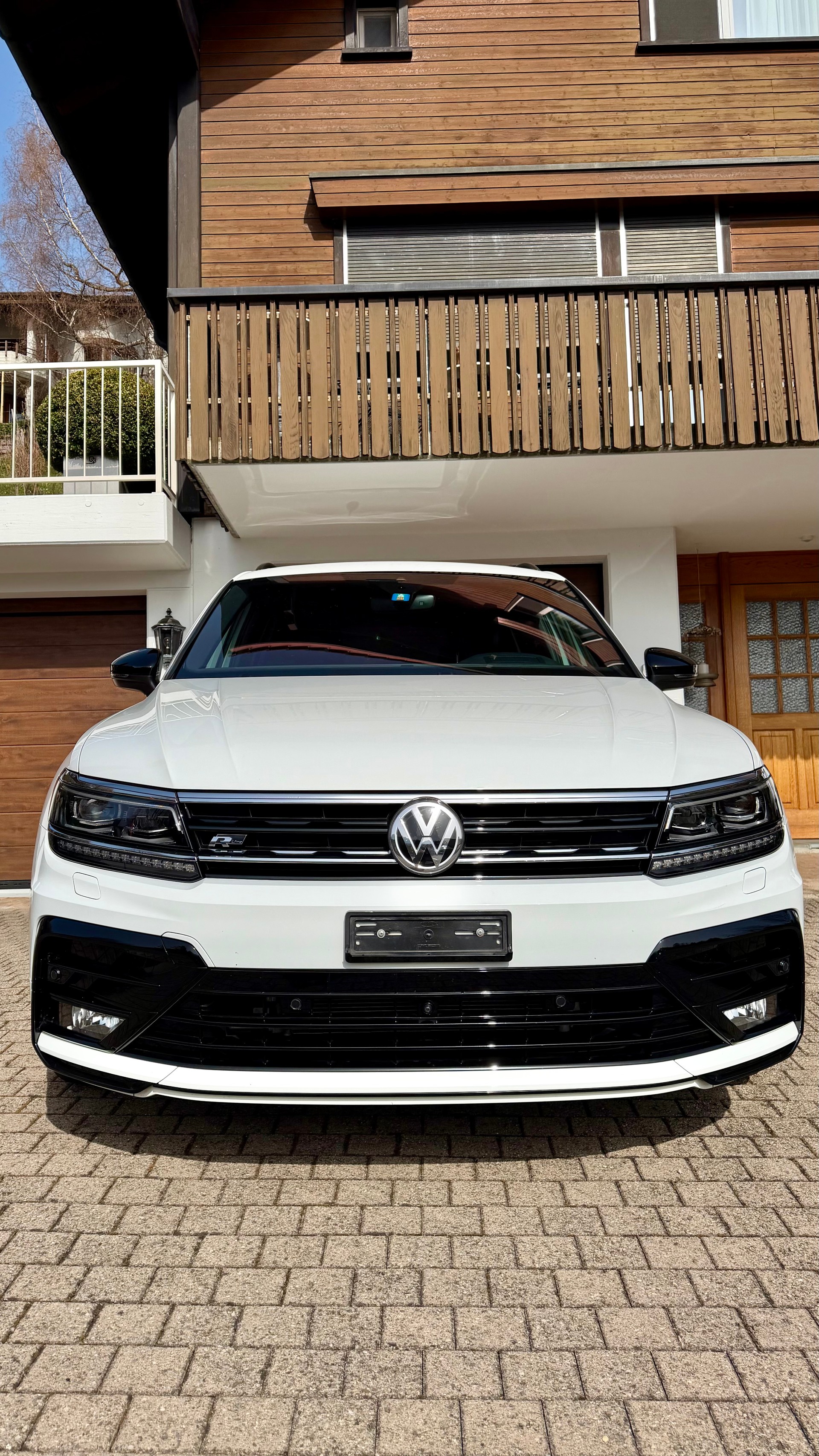 VW Tiguan 2.0TSI Offroad 4M 4Motion DSG-image-11