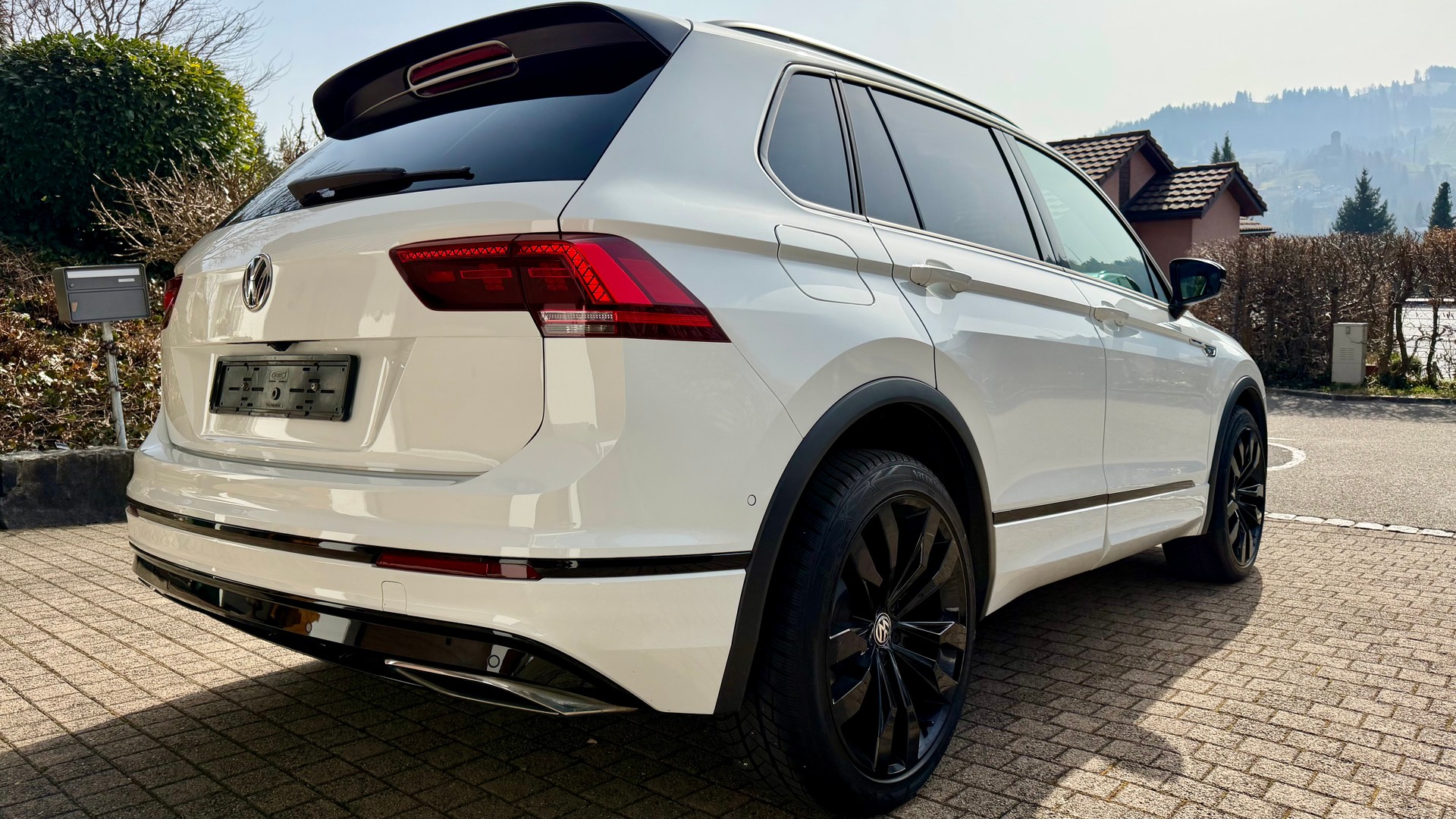 VW Tiguan 2.0TSI Offroad 4M 4Motion DSG-image-16
