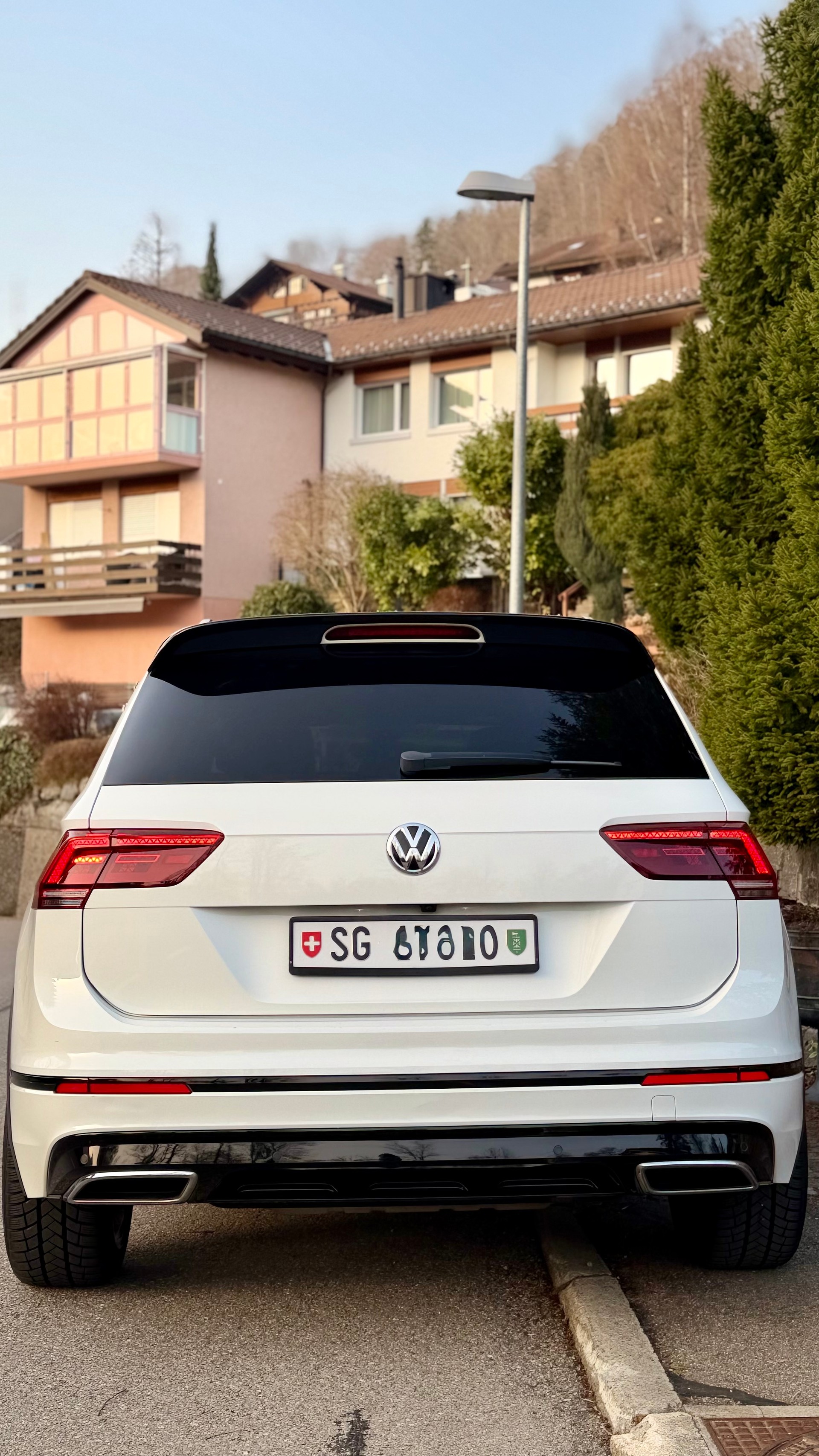 VW Tiguan 2.0TSI Offroad 4M 4Motion DSG-image-7
