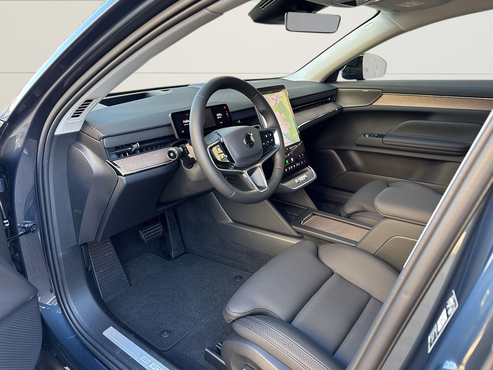 VOLVO ES90 Ultra-image-7