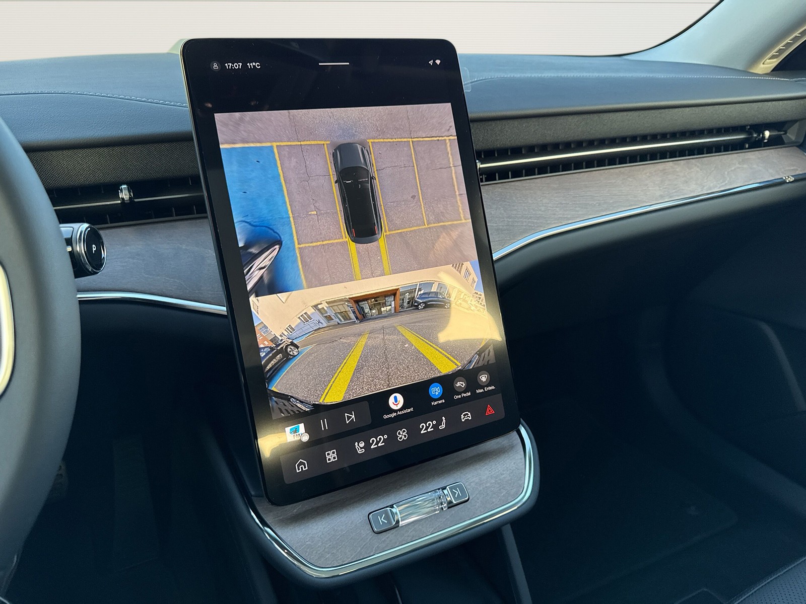 VOLVO ES90 Ultra-image-14