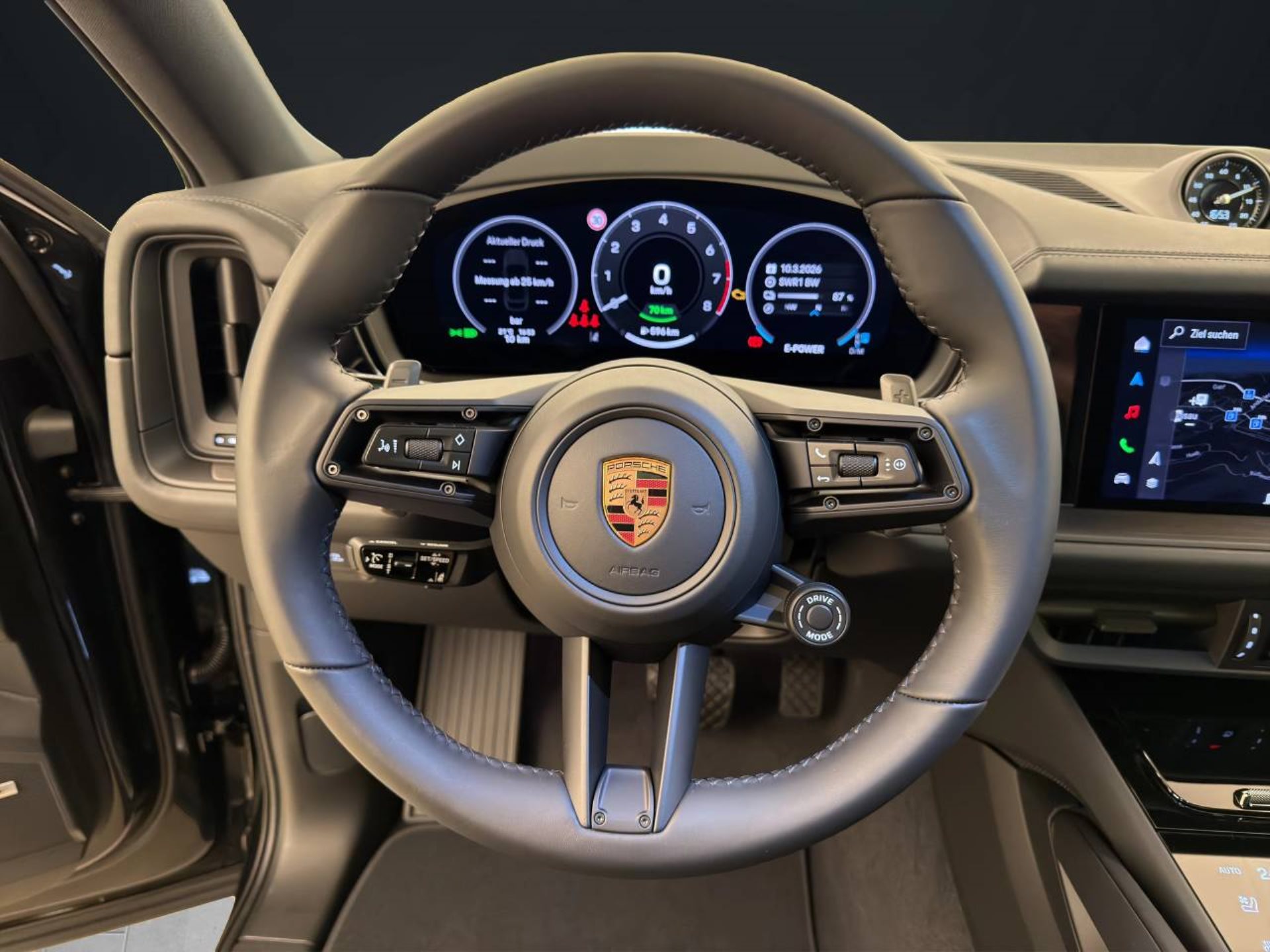 PORSCHE Cayenne E-Hybrid Coupé Black Edition-image-12
