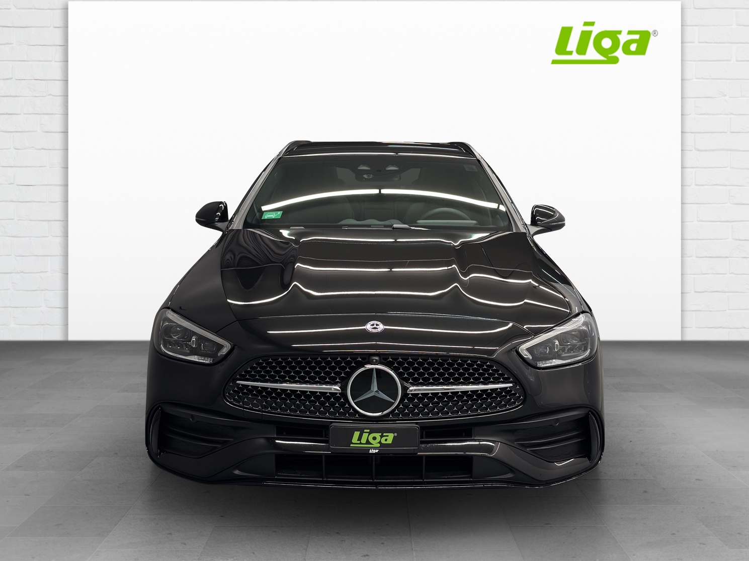 MERCEDES-BENZ C 300 de AMG Line 4Matic-image-2