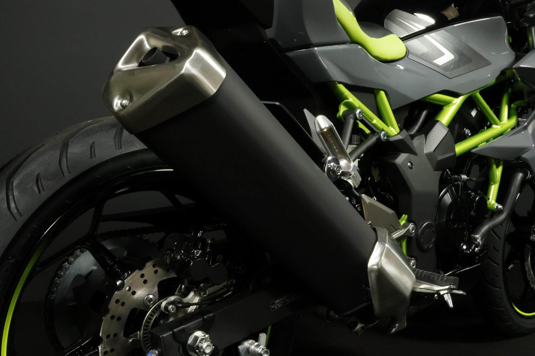 KAWASAKI Z 125-image-9