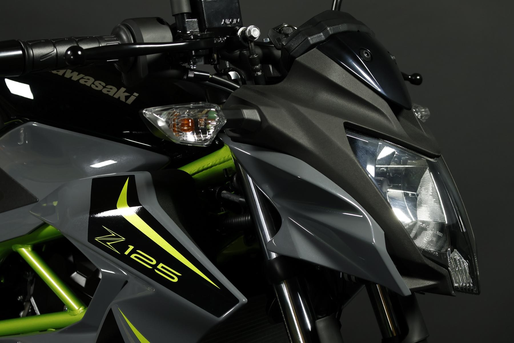 KAWASAKI Z 125-showroom-element-3