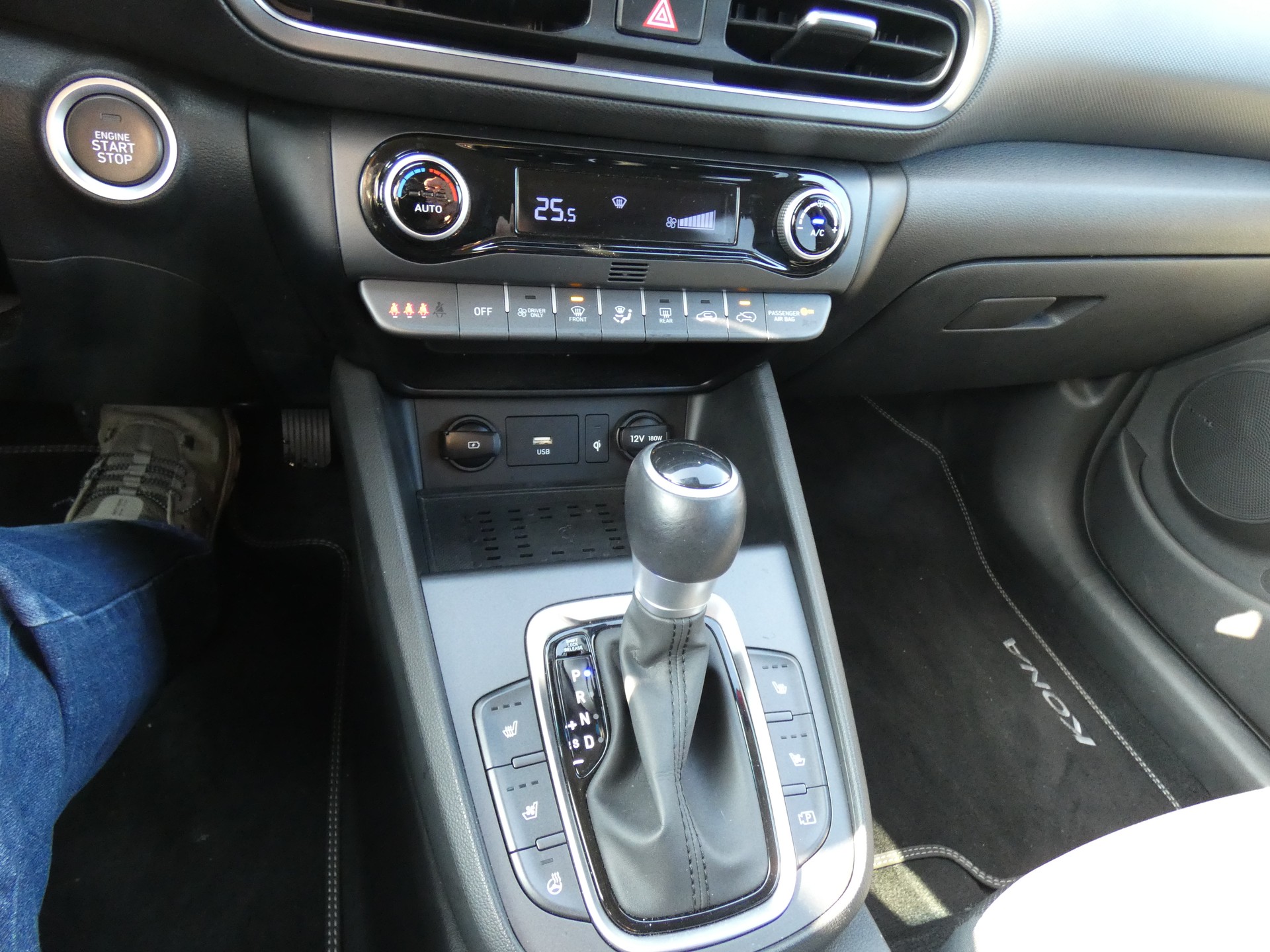 HYUNDAI Kona 1.6 GDi HEV Vertex DCT-image-14