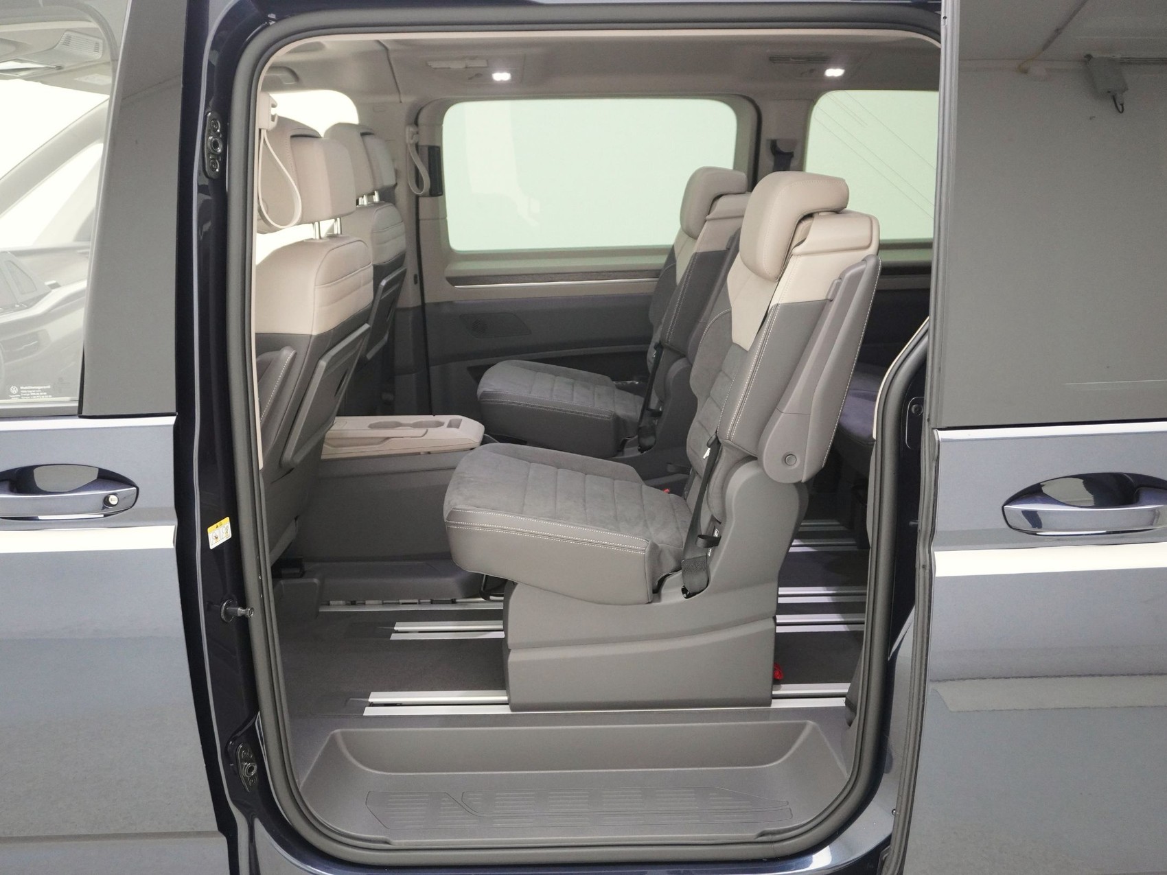 VW Multivan 1.5 TSI eHybrid Style DSG 4motion-image-15