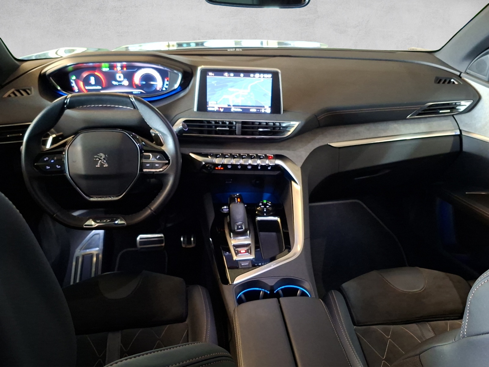 PEUGEOT 3008 2.0 BlueHDi 180 GT-image-9